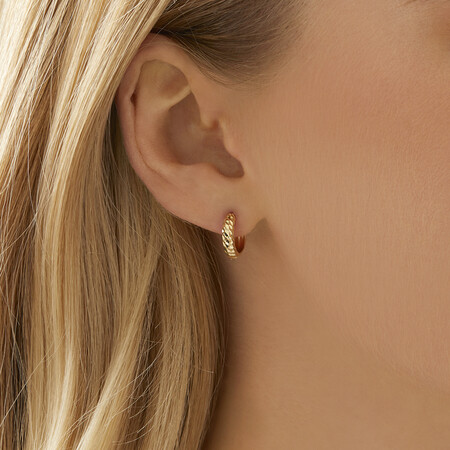 13mm Huggie Earrings in 10kt Yellow Gold 13mm Huggie Earrings in 10kt Yellow Gold