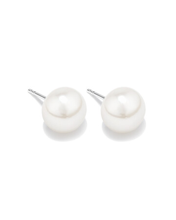 Stud Earrings with Freshwater Pearls in Sterling Silver Stud Earrings with Freshwater Pearls in Sterling Silver