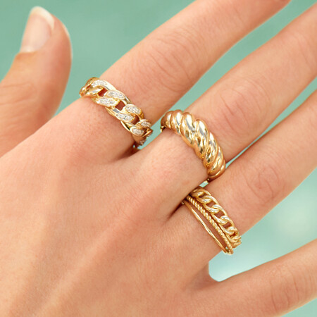 Link Ring with 0.15 Carat TW of Diamonds in 10kt Yellow Gold Link Ring with 0.15 Carat TW of Diamonds in 10kt Yellow Gold
