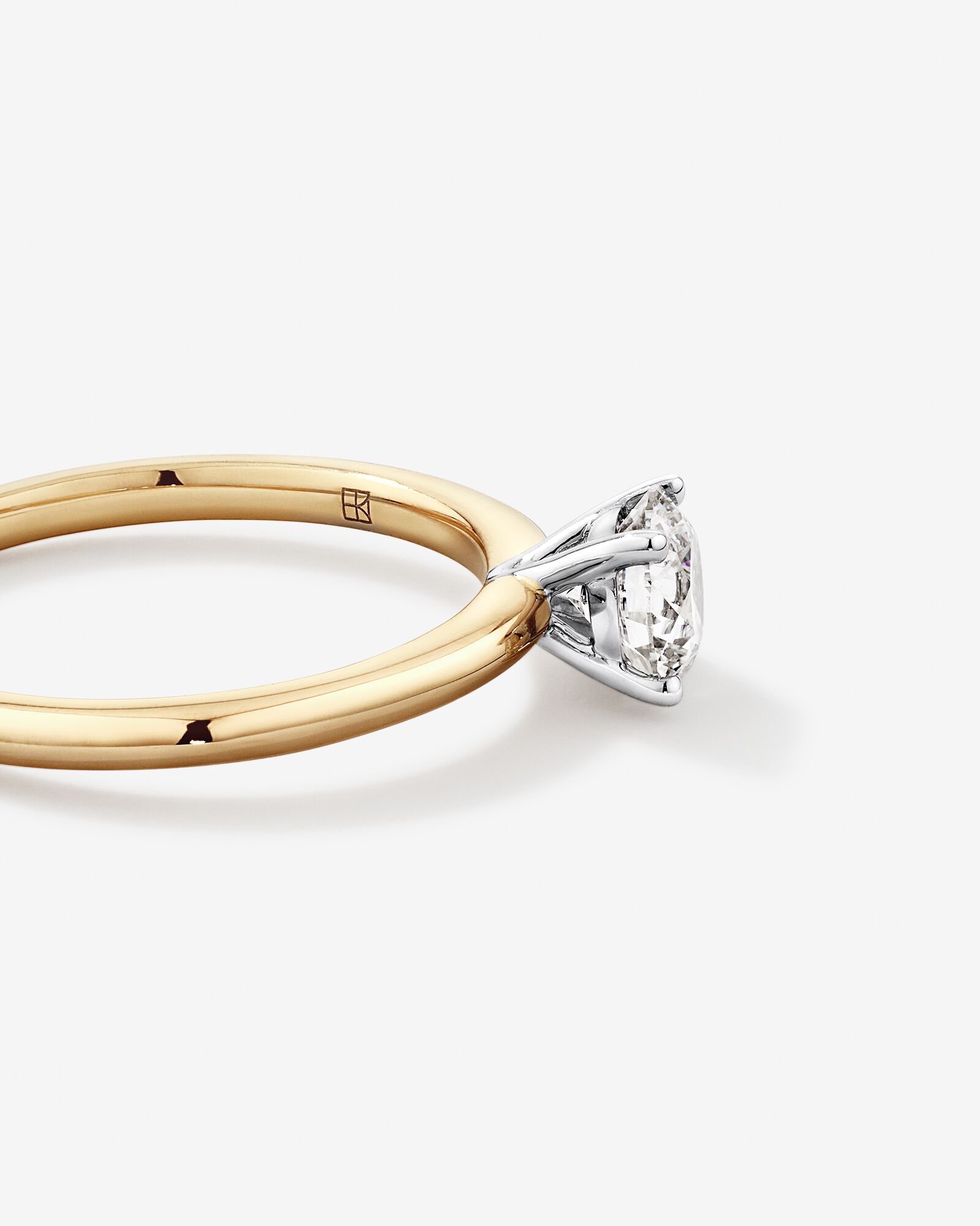 0,70 Carat Poids Total Bague De Fiançailles Solitaire En Diamant De Laboratoire Rond Brillant En Or Jaune Et Blanc 14 Carats