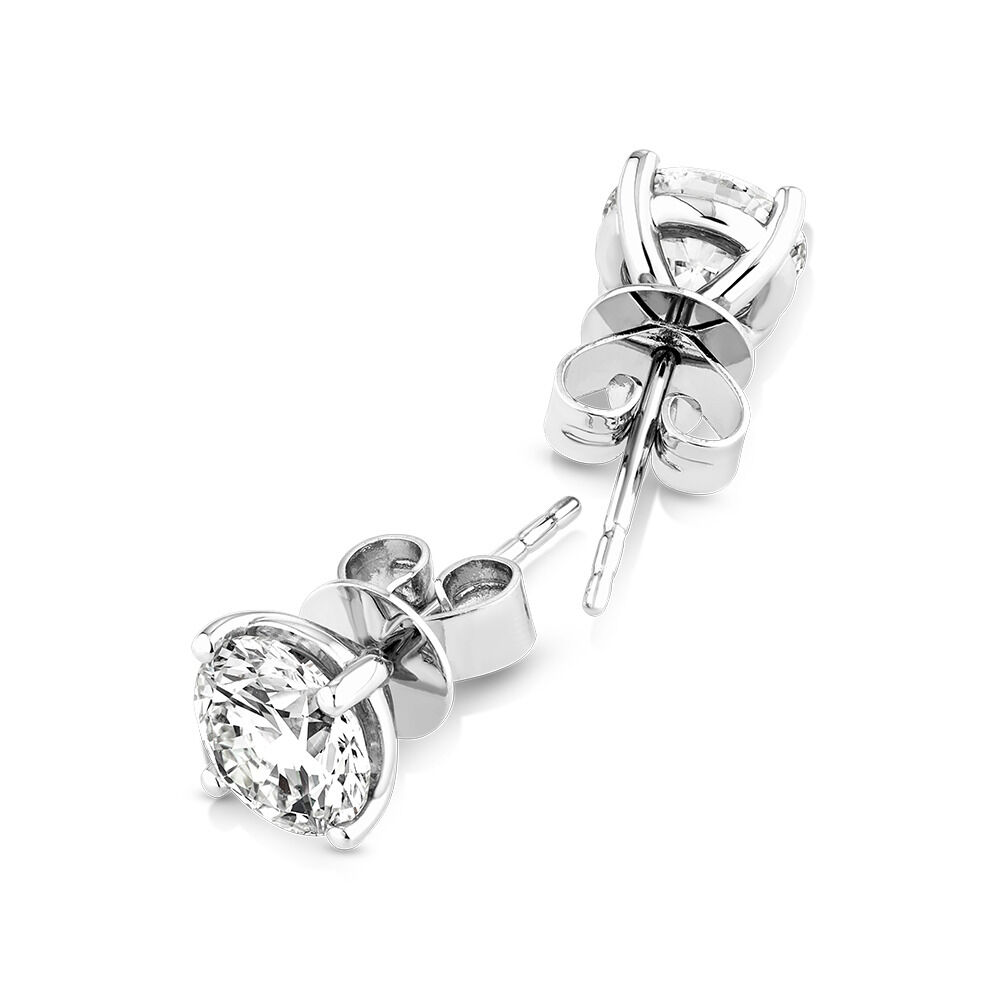 Flawless diamond cheap stud earrings