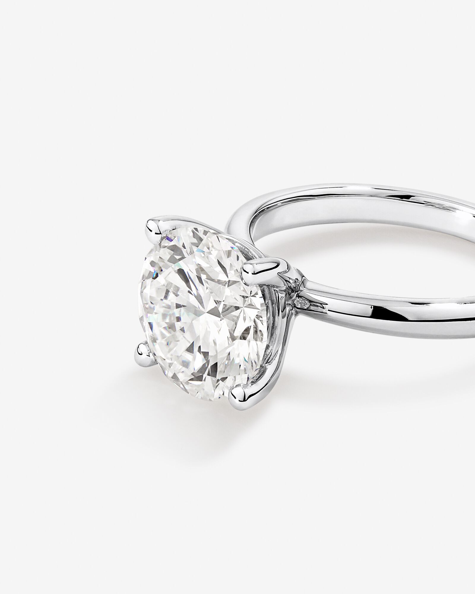 Carat TW Round Brilliant Laboratory-Grown Diamond Solitaire Engagement Ring in Platinum