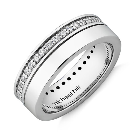 Ring with Cubic Zirconia in Sterling Silver
