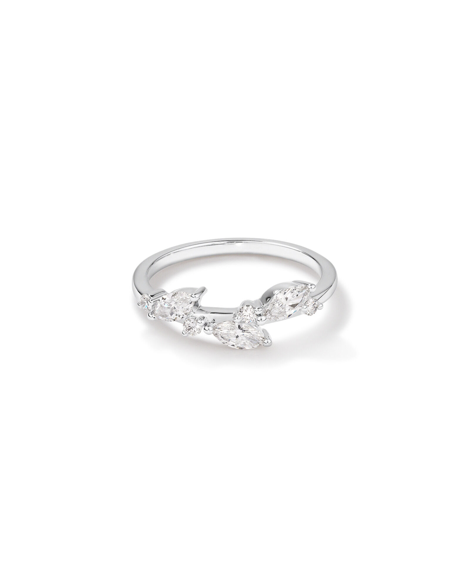 Bague en diamant de laboratoire TW Vines de 0,57 carat en or blanc 10 carats