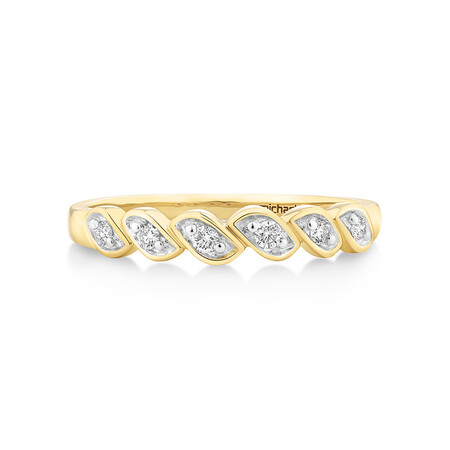 Fancy Twist Ring with 0.10 Carat TW of Diamonds in 10kt Yellow Gold Fancy Twist Ring with 0.10 Carat TW of Diamonds in 10kt Yellow Gold