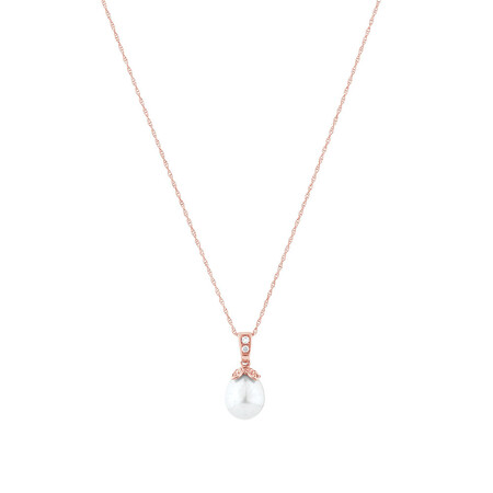 Pendant with Diamonds & Cultured Freshwater Pearl in 10kt Rose Gold Pendant with Diamonds & Cultured Freshwater Pearl in 10kt Rose Gold