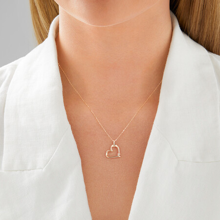 Heart Pendant with A Diamond in 10kt Yellow Gold Heart Pendant with A Diamond in 10kt Yellow Gold
