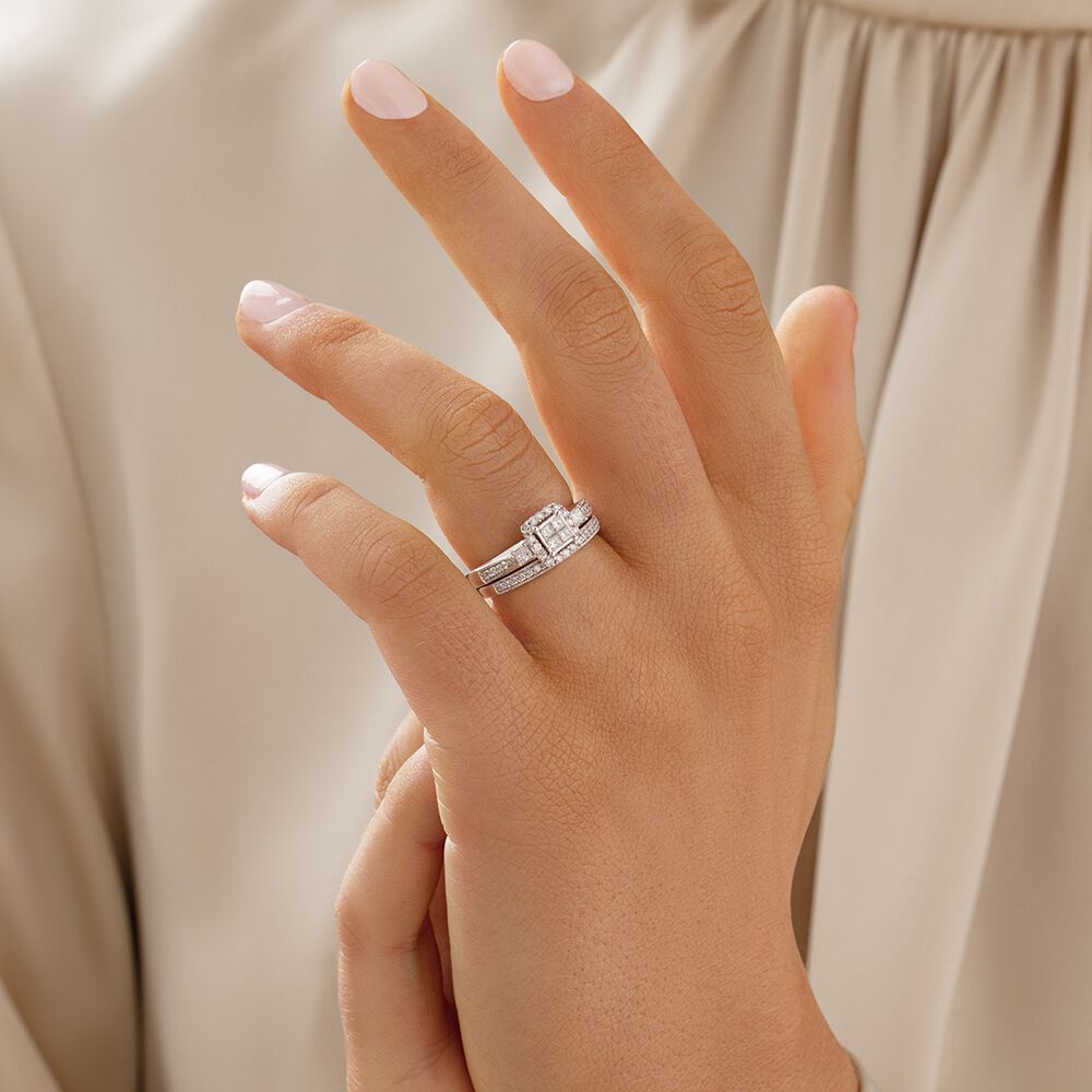 Bridal Set with 1/2 Carat TW of Diamonds in 10kt White Gold