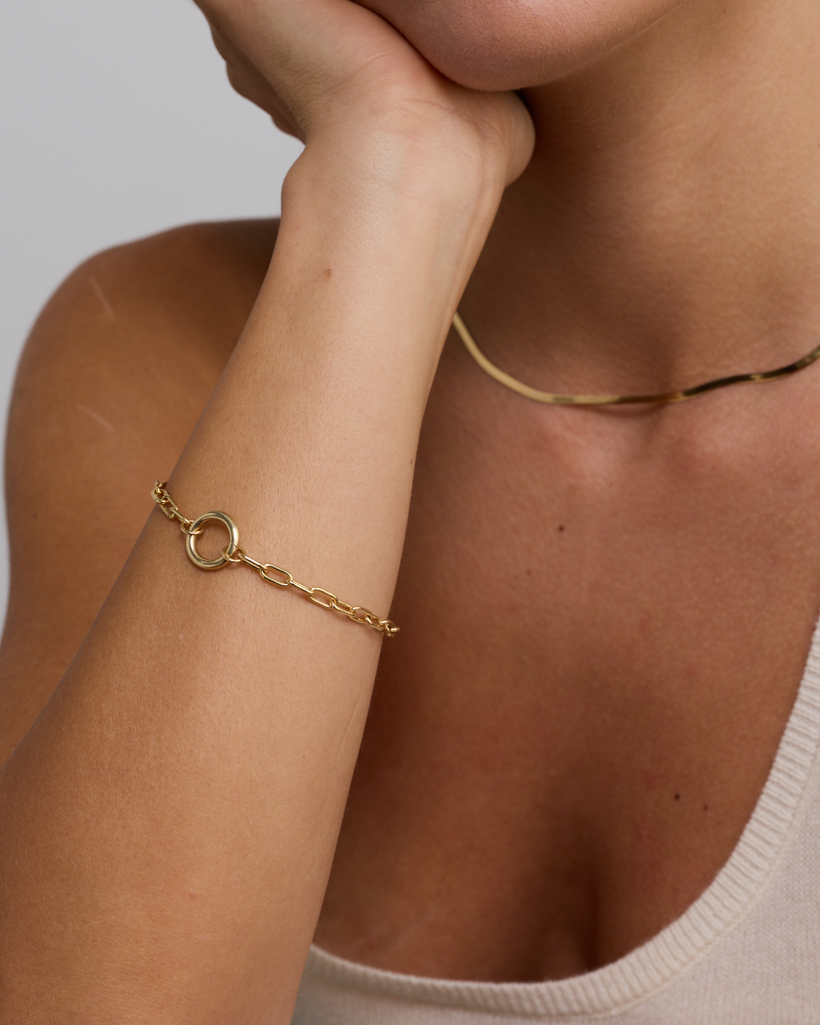 18cm (7") Round Paperclip Open Pendant Bracelet in 10ct Yellow Gold