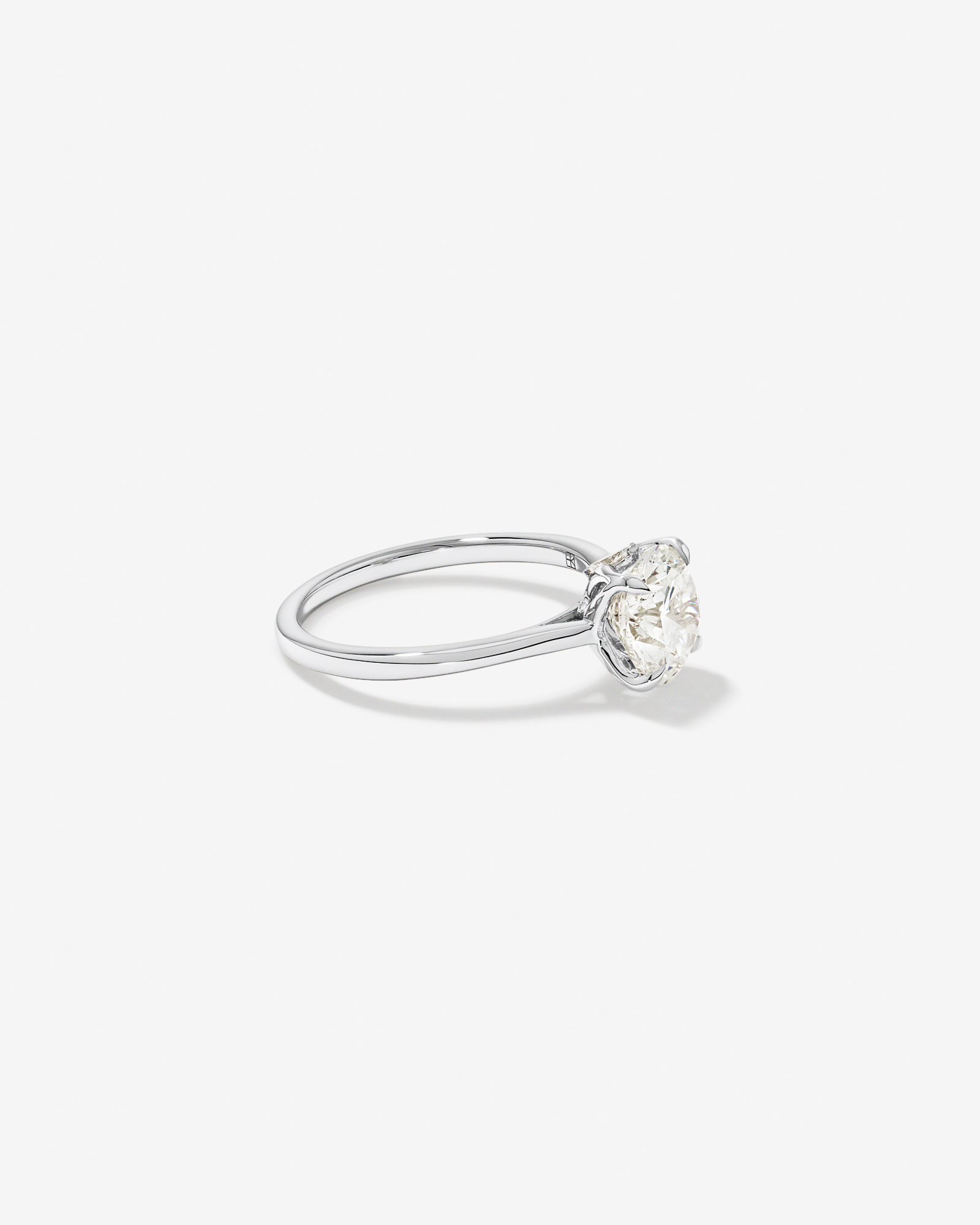 2.09 Carat TW Round Brilliant Laboratory-Grown Diamond Solitaire ring with Tulip inspired Marquise Diamonds 14kt Gold