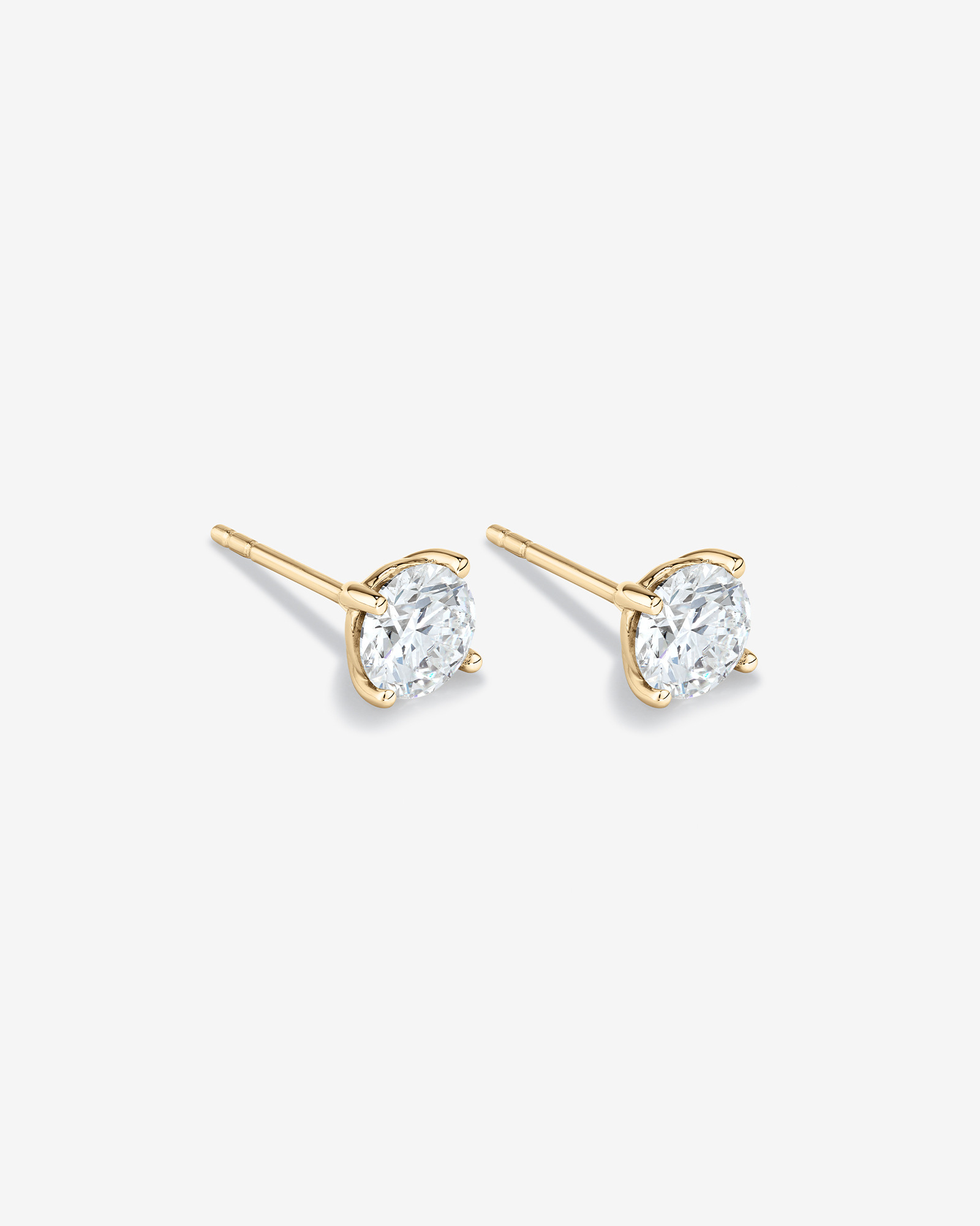 Boucles d’oreilles solitaires en diamant cultivées en laboratoire TW de 1,00 carat en or jaune 14 carats