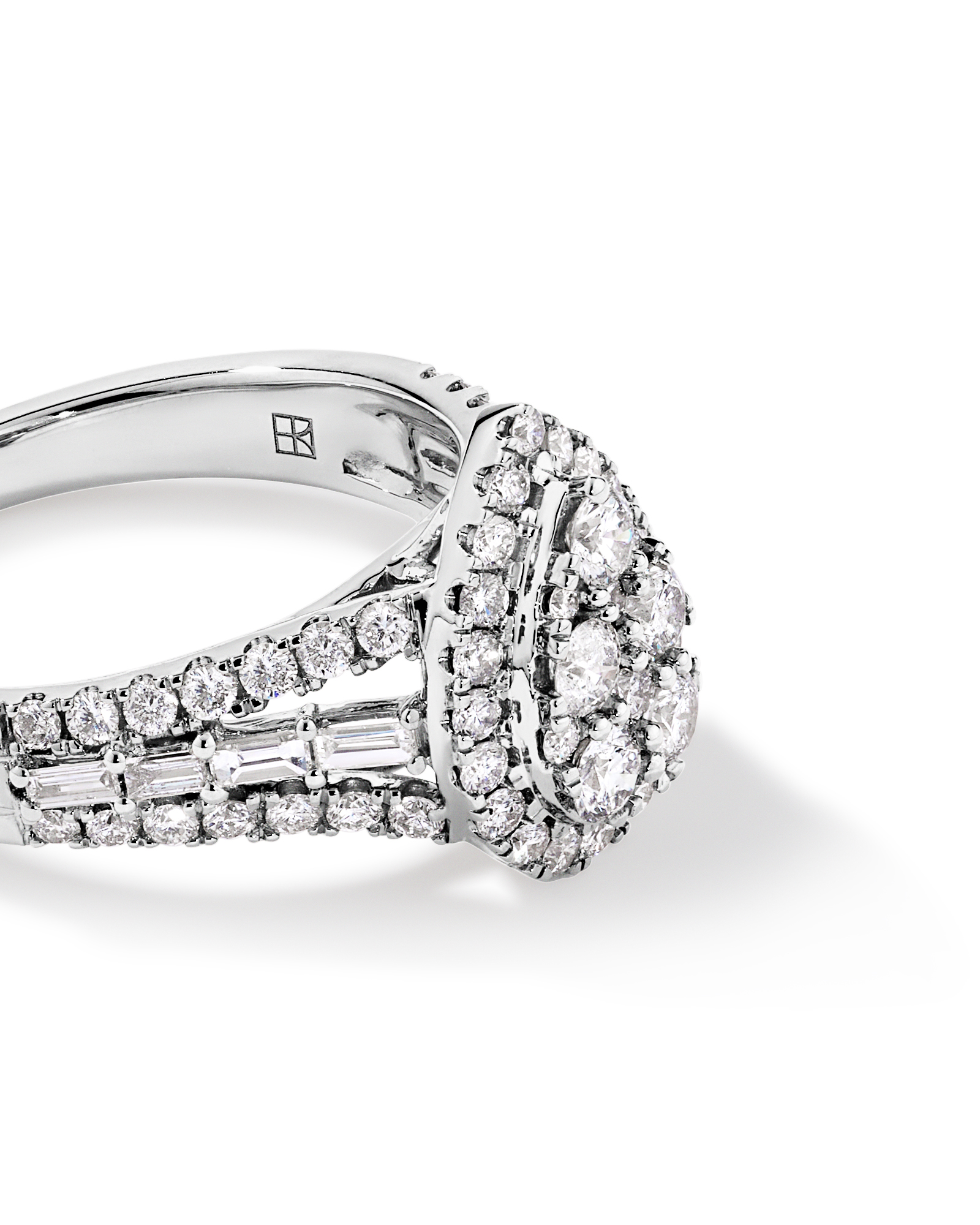 1.25 Carat TW Round Brilliant and Baguette Cluster Diamond Ring 14kt Gold