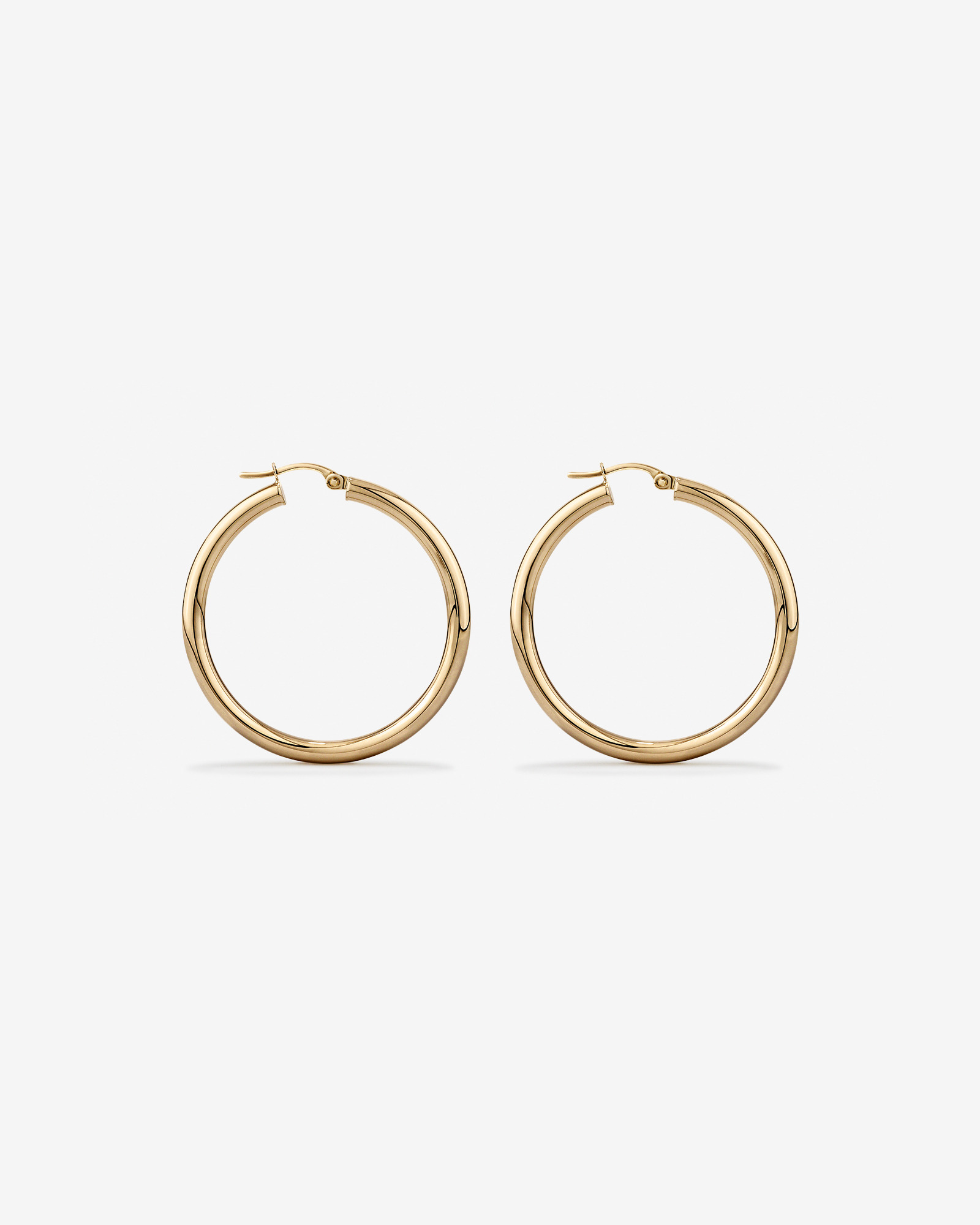 30mm Hoop Earrings in 10kt Yellow Gold