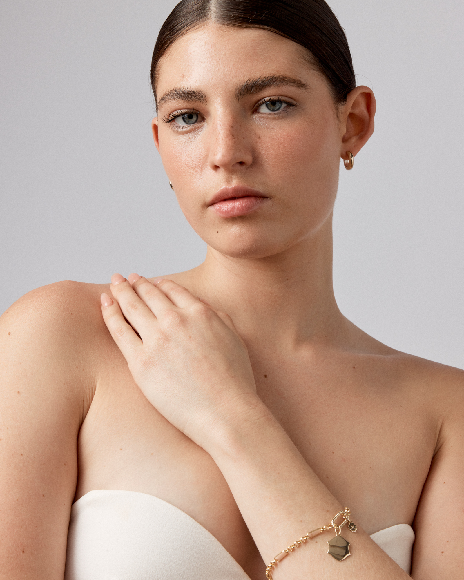 Bracelet à Pendentif Ouvert en Papier Clip 7 et 1 Alternant de 18 cm (7") en Or Jaune 10 kt