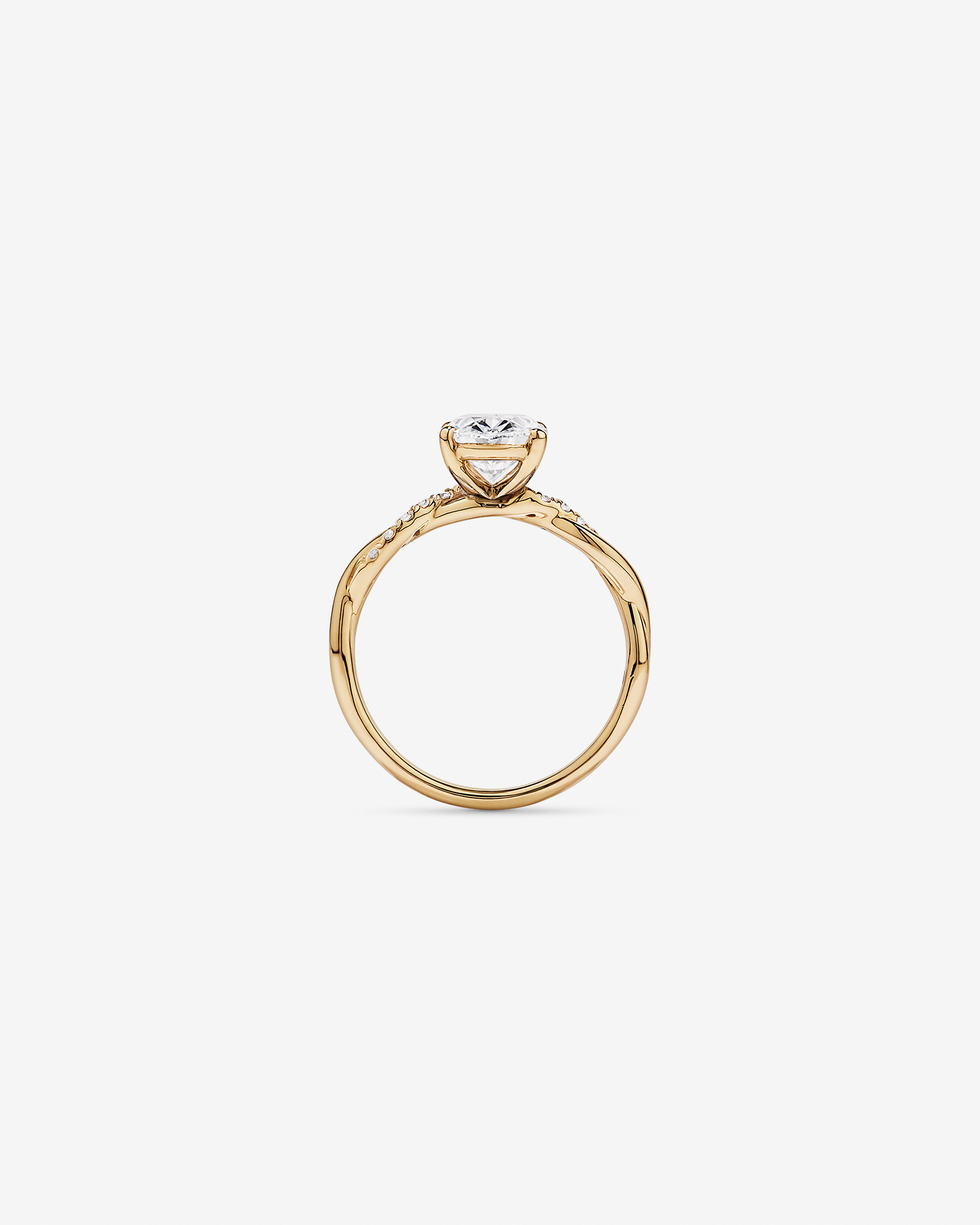 2.10TW Oval Laboratory-Grown Diamond Twist Engagement Ring 14kt Yellow Gold