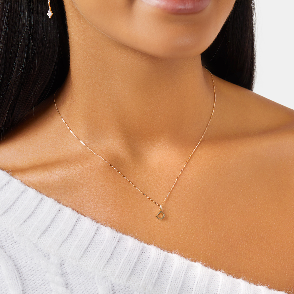 Pendentif « D » en or jaune 10 K