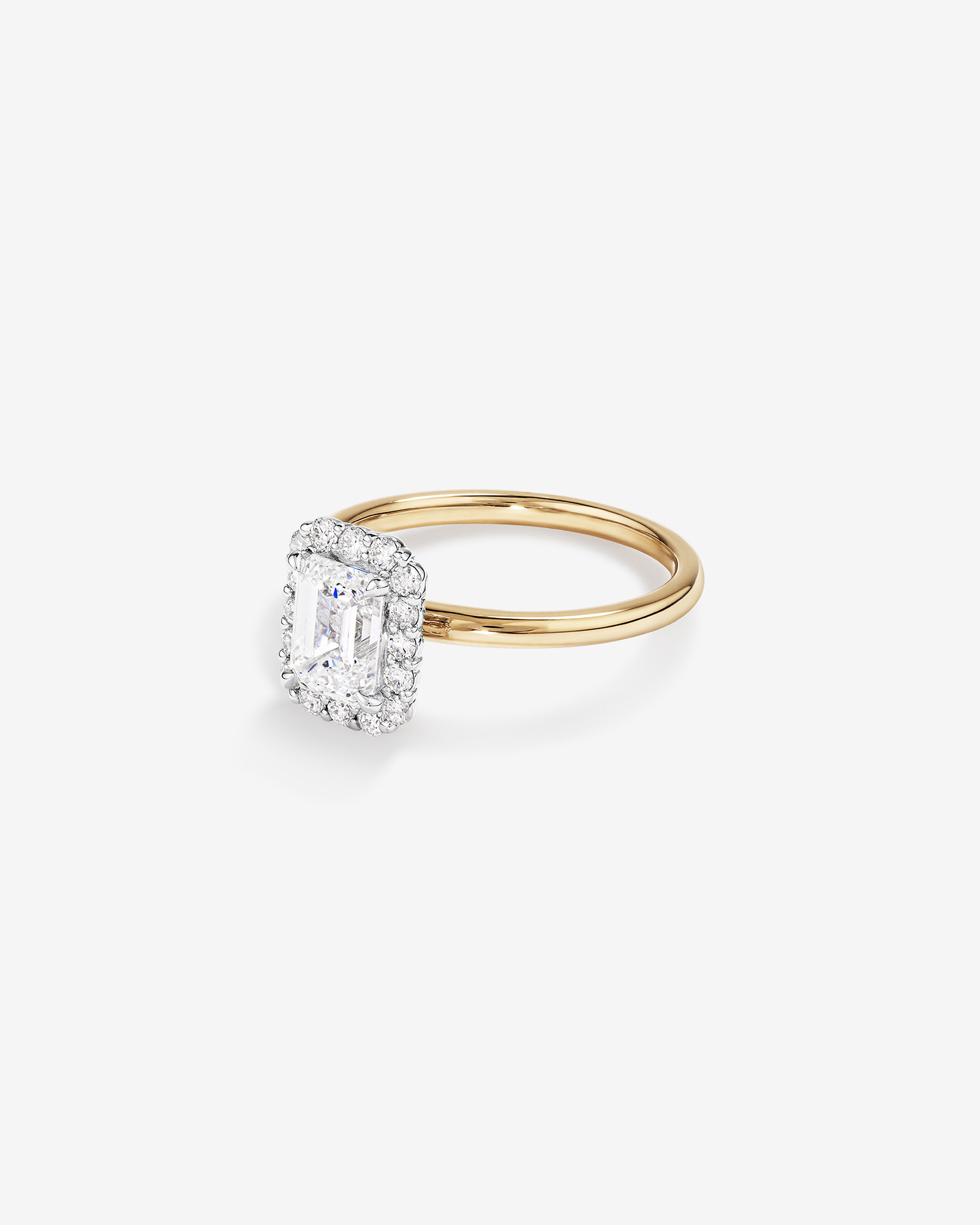 Bague de fiançailles TW Diamond Halo Émeraude taillée en laboratoire 1,46 carat or jaune et blanc 14 carats