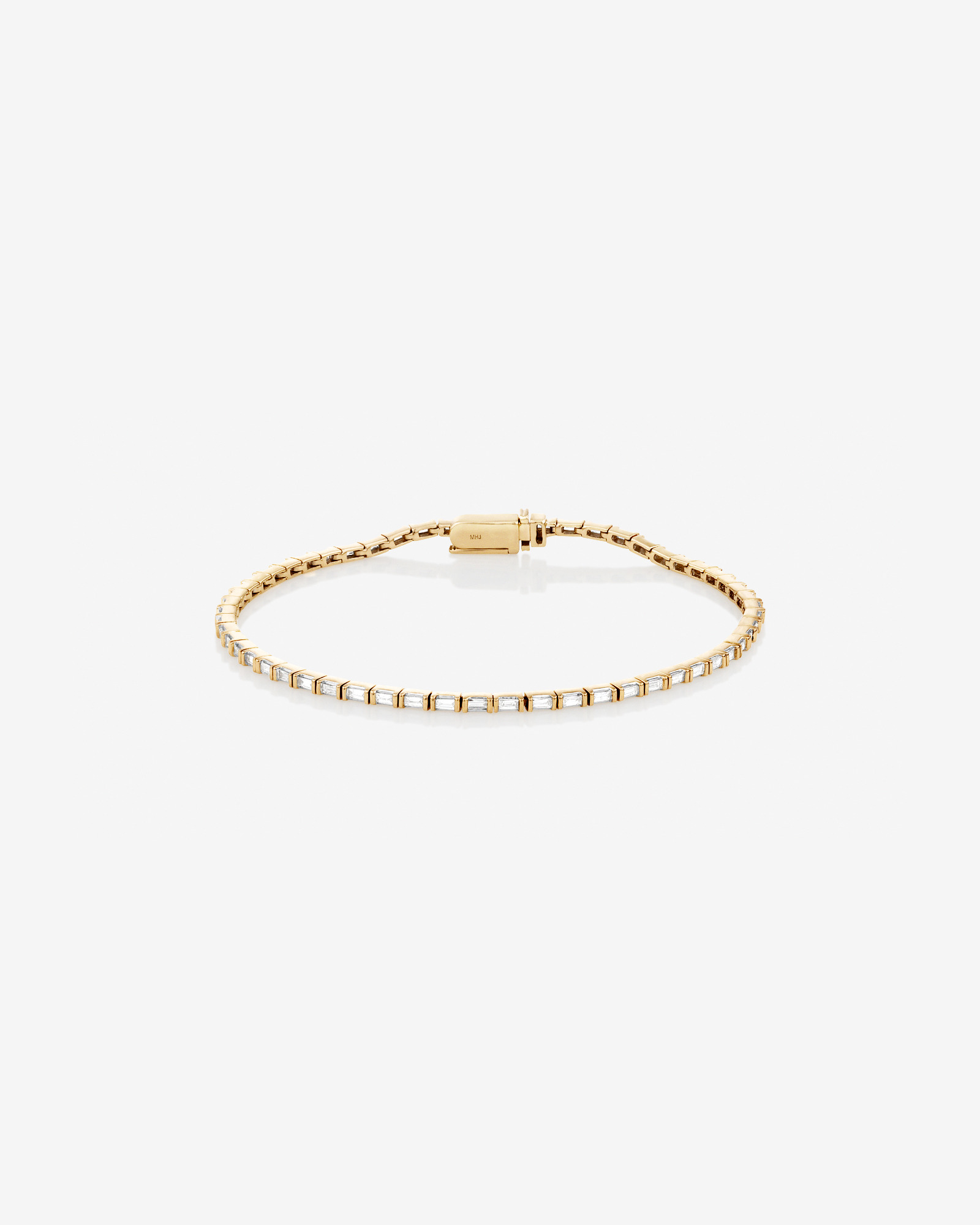 0.74 Carat TW Diamond Tennis Bracelet in 10kt Gold