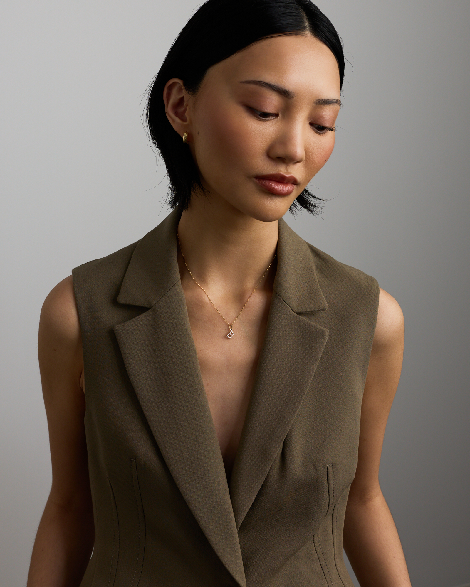 Diamond Letter B Initial Pendant in 10kt Yellow Gold