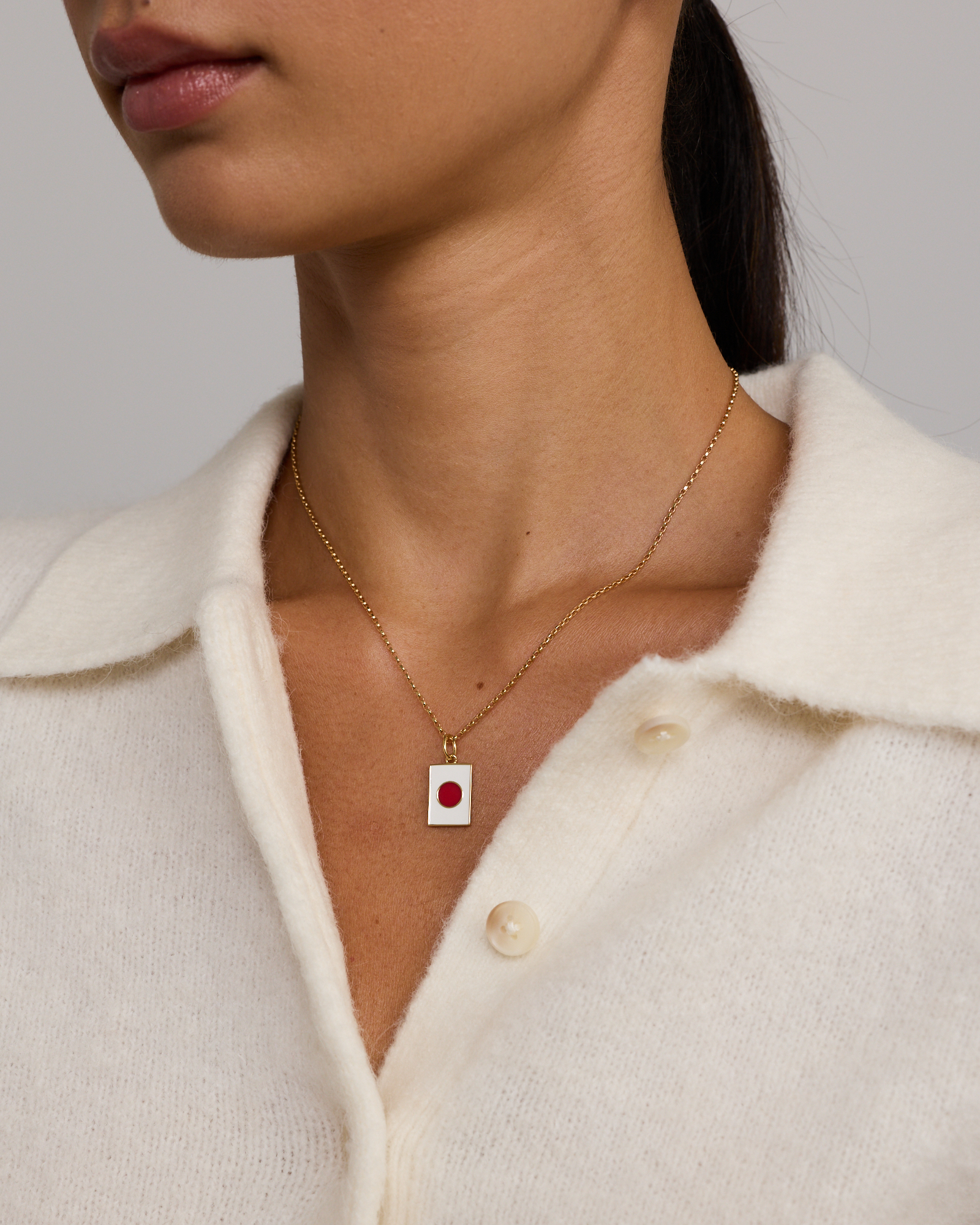 Japan Flag Pendant in 18Kt Vermeil