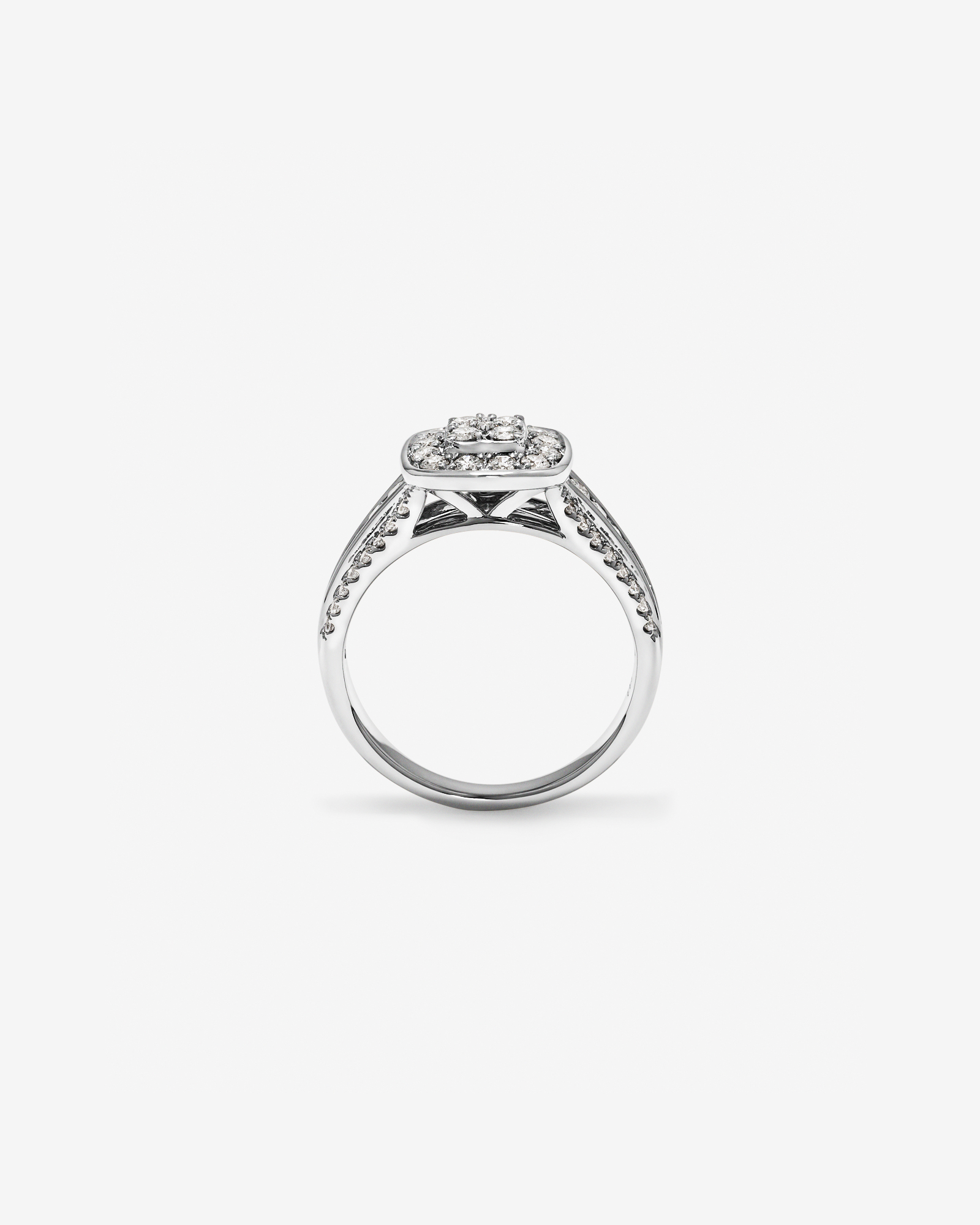 0.85 Carat TW Cushion-Shaped Diamond Cluster Ring 10kt Gold