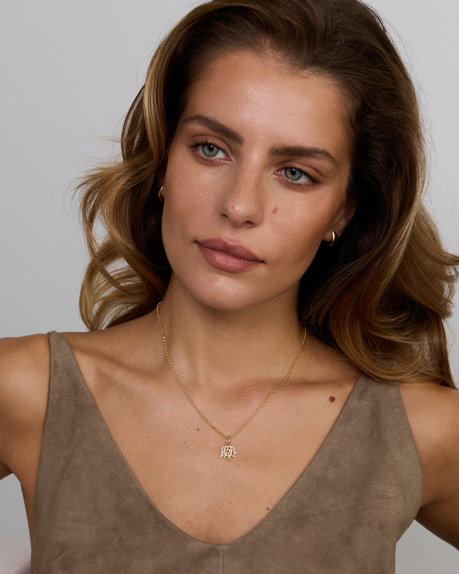 Diamond Tree Of Life Pendant in 10kt Yellow Gold