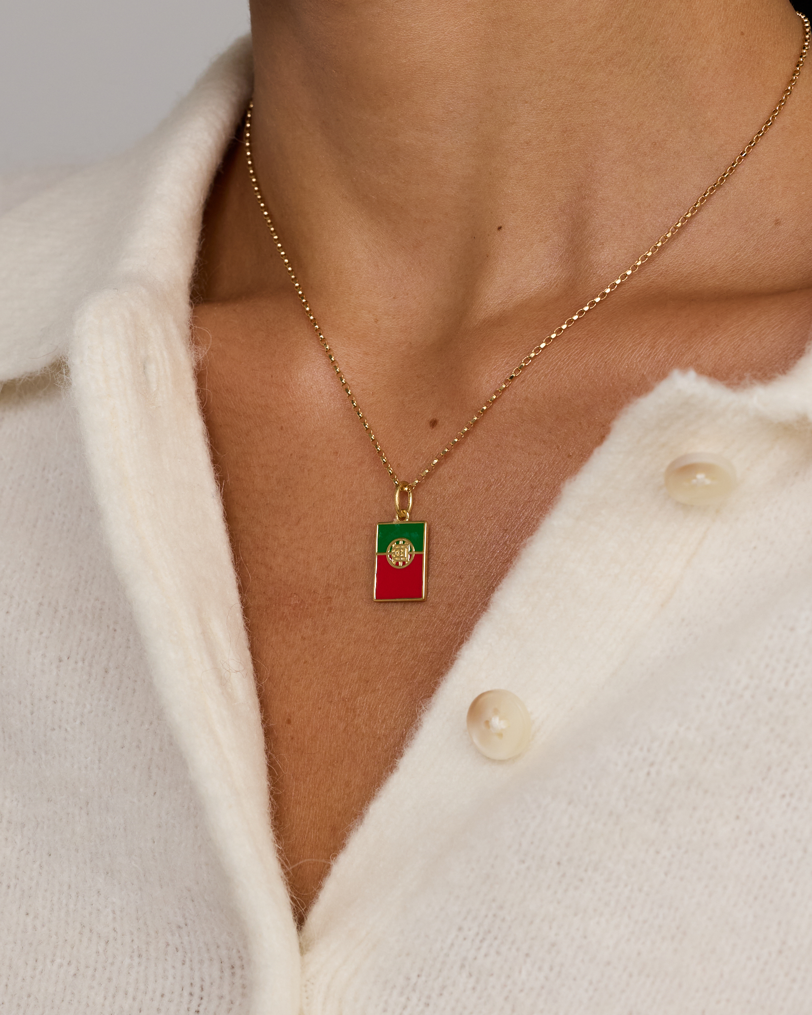 Pendentif du drapeau du Portugal en 18Kt Vermeil