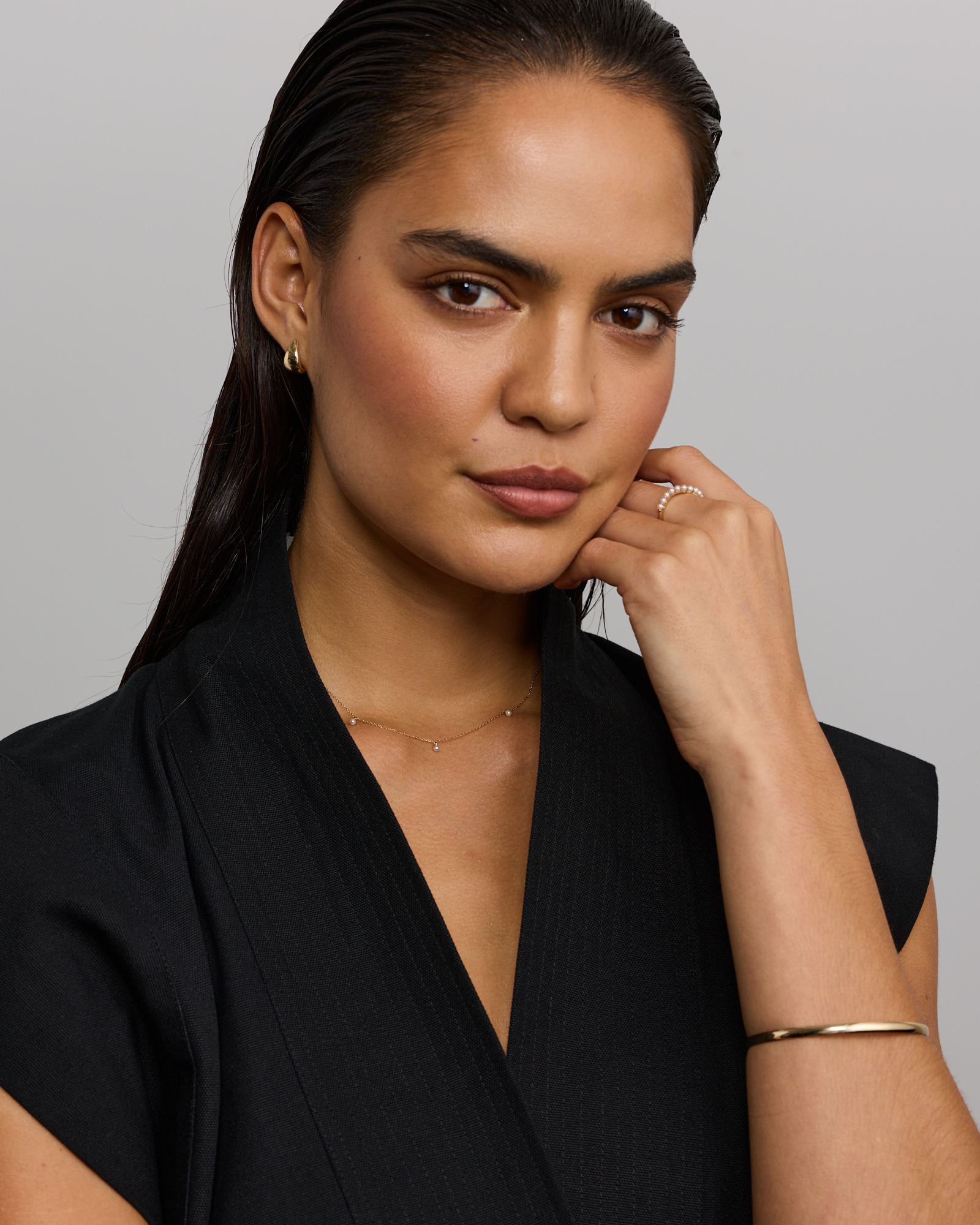 Cultured Freshwater Pearl Station Necklace in 10kt Yellow Gold