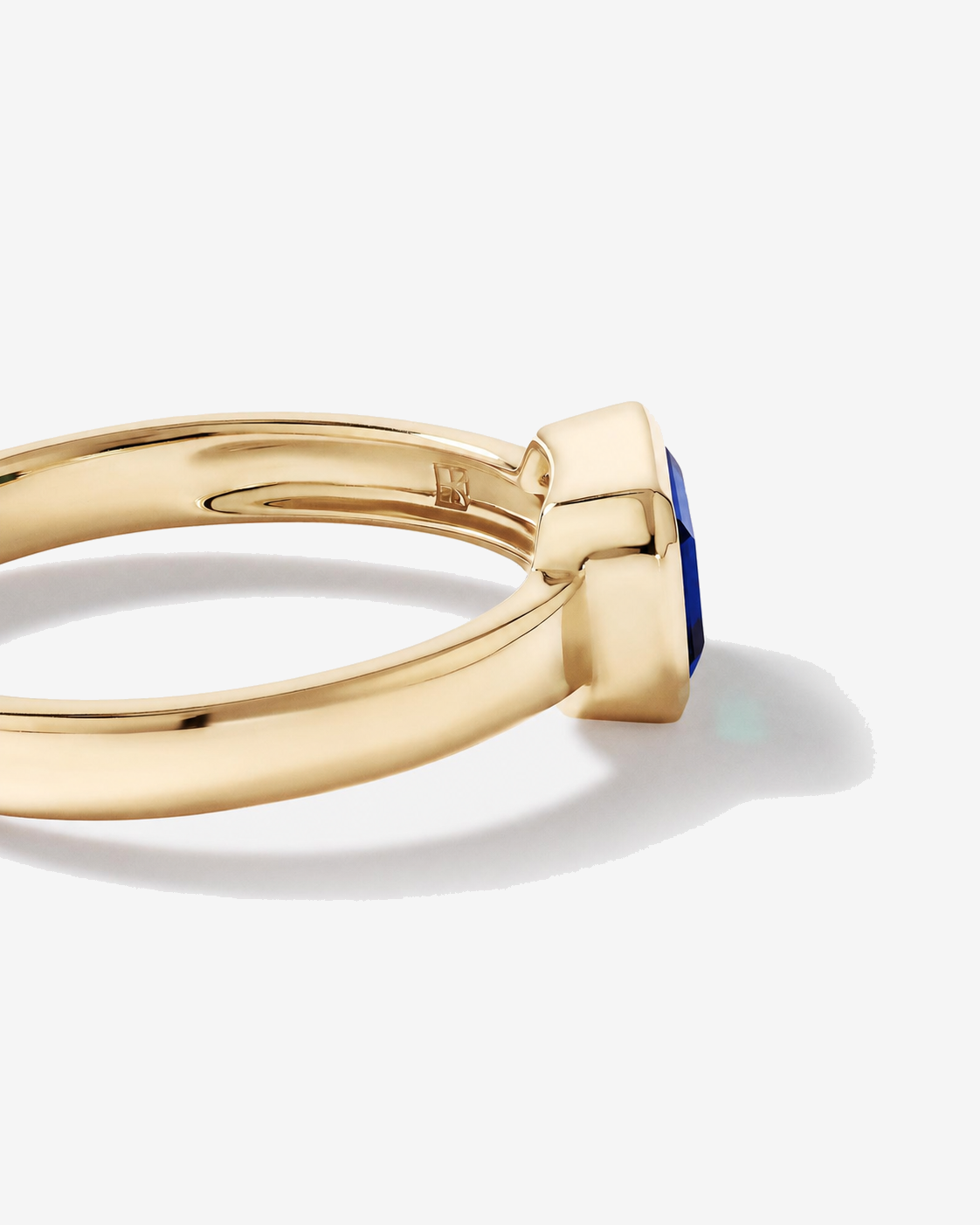 Created Sapphire Bezel Ring 10kt Yellow Gold