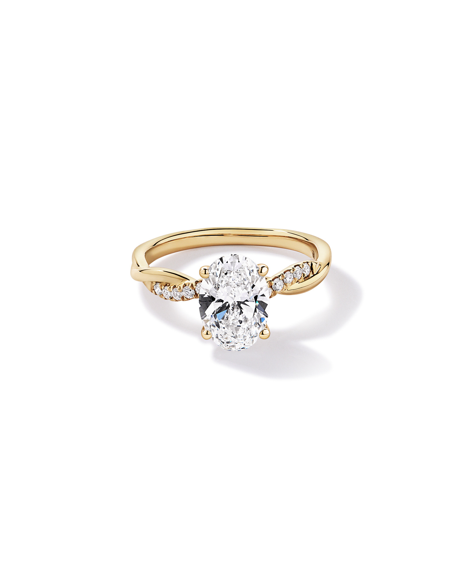 2.10TW Oval Laboratory-Grown Diamond Twist Engagement Ring 14kt Yellow Gold