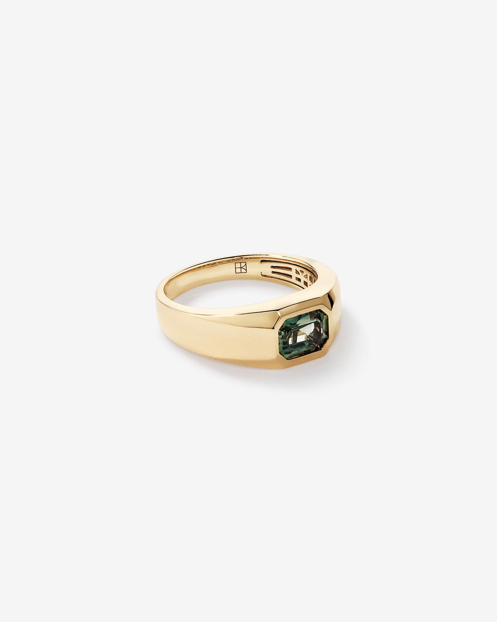 Bezel Set Green Sapphire Gemstone Solitaire Men's Ring in 10kt Yellow Gold