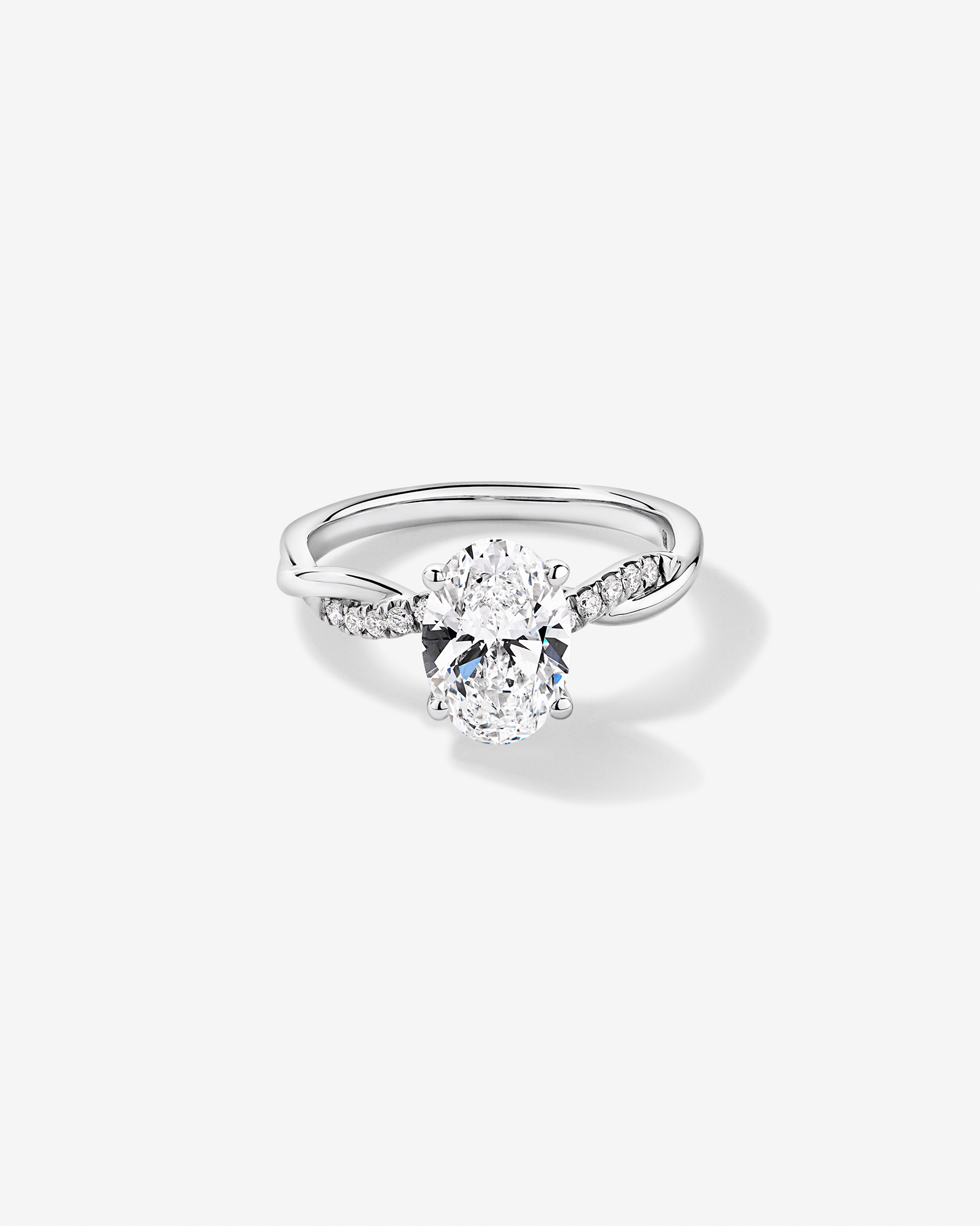 2.10TW Oval Laboratory-Grown Diamond Twist Engagement Ring 14kt White Gold
