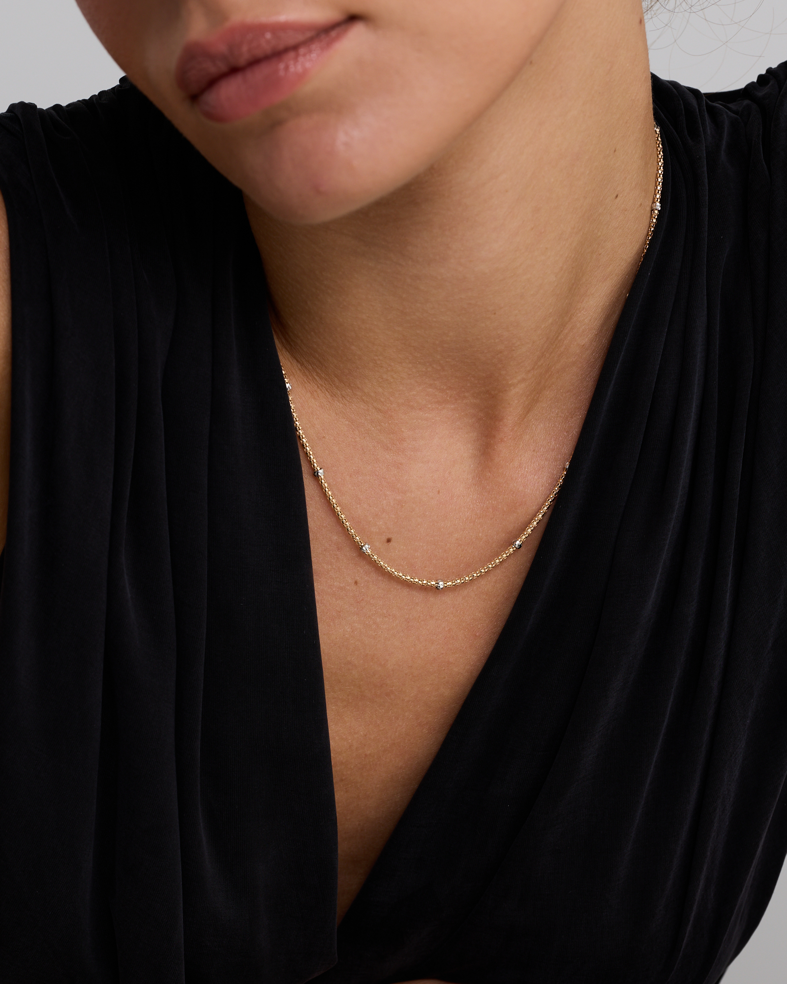 50cm (20") Two-tone Popcorn Mesh Station Necklace in 10kt Gold