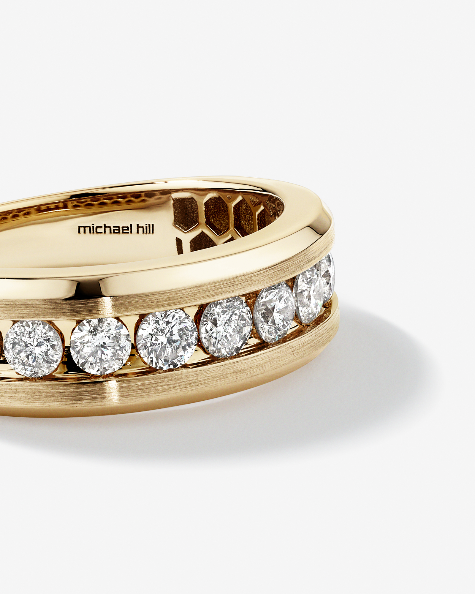 15 Carat TW Round Brilliant Half Bevelled Edge Channel Set Men's Ring 10kt Yellow Gold