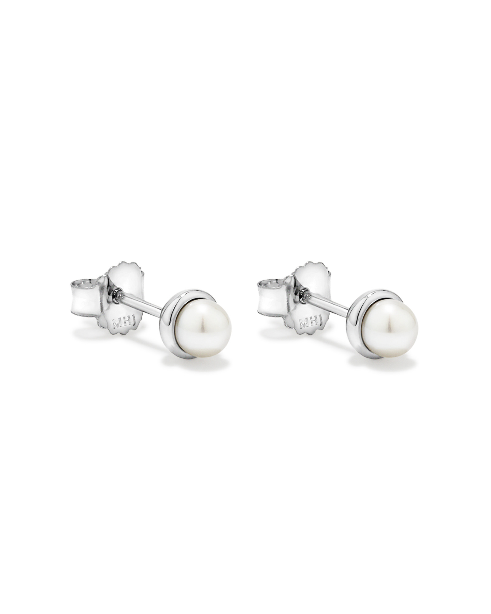 Cultured Freshwater Pearl Stud Earrings in Sterling Silver