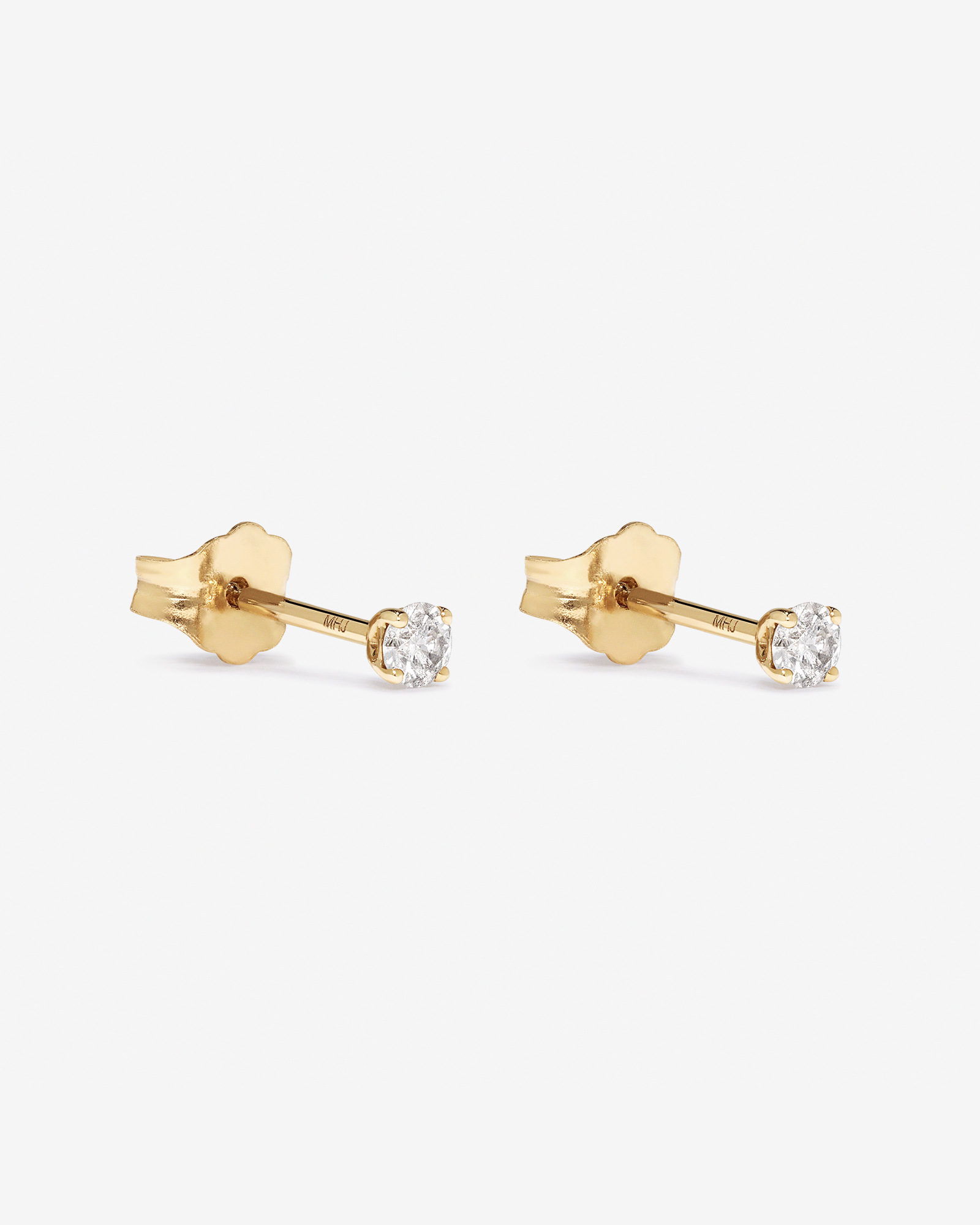 0,15 Carat TW Boucles d'oreilles puces solitaires rondes brillantes en or jaune 10kt