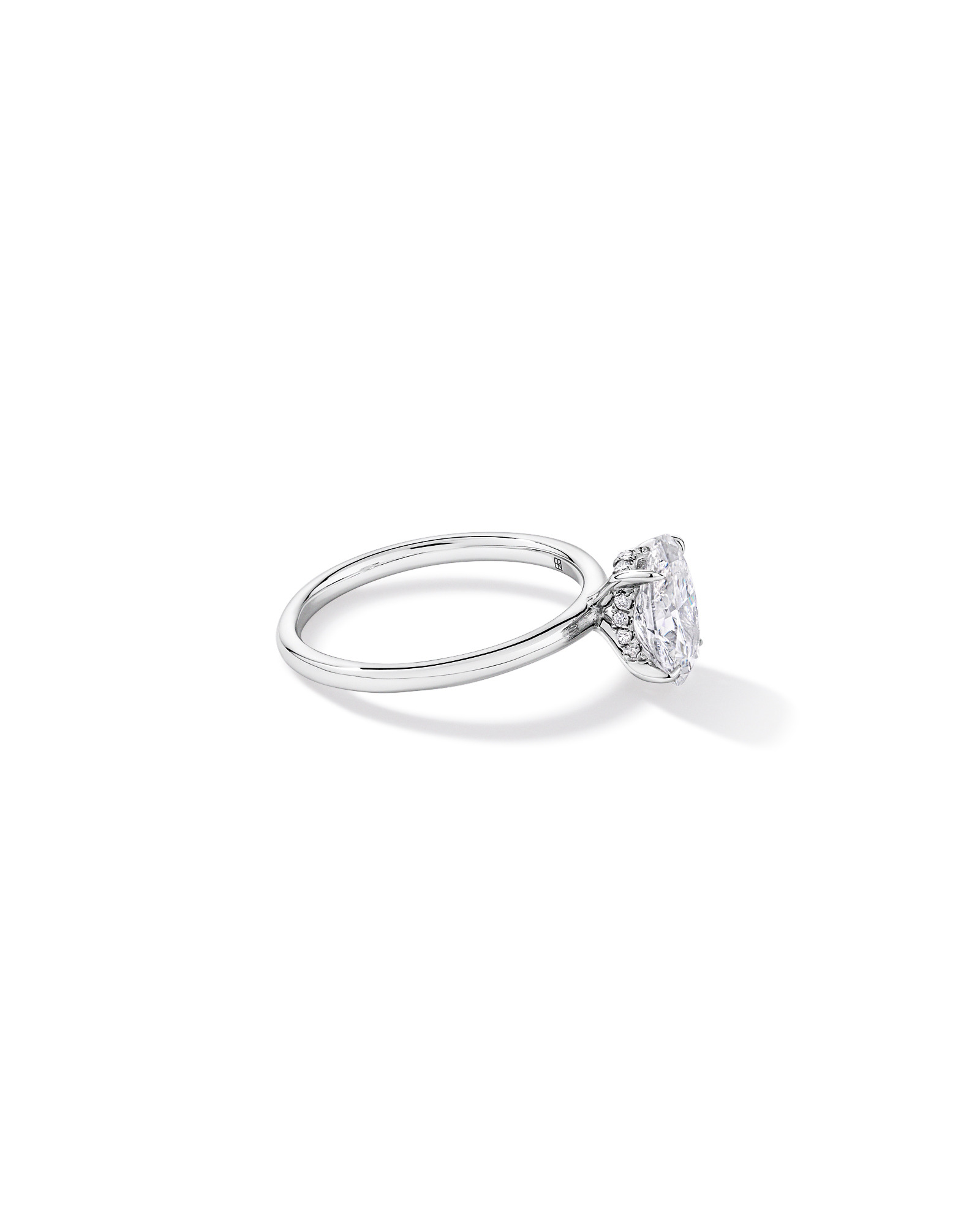 1.57TW Oval Laboratory-Grown Diamond Solitaire Ring 14kt Gold