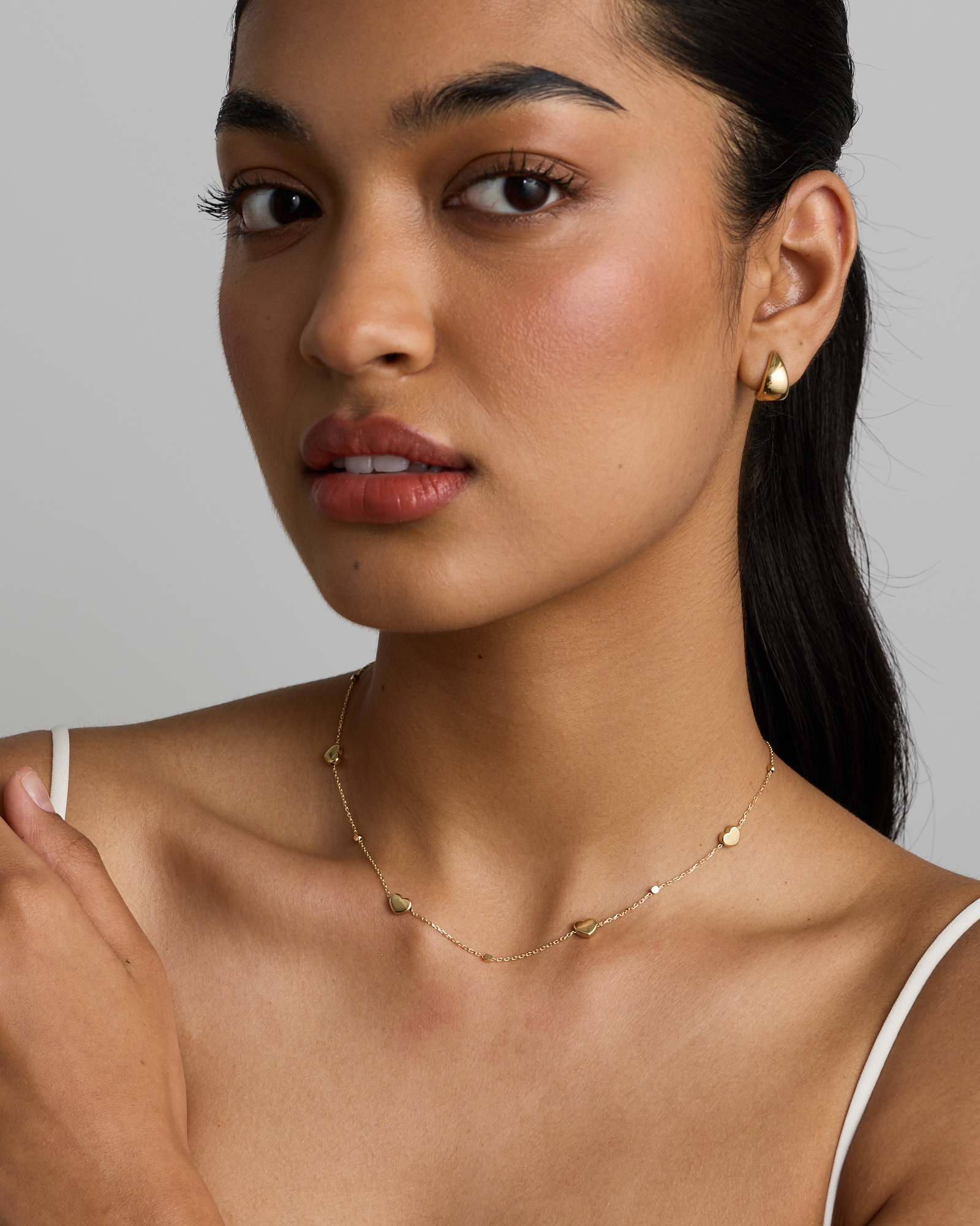 50cm (20") Heart and Bead Station Necklace in 10kt Yellow Gold