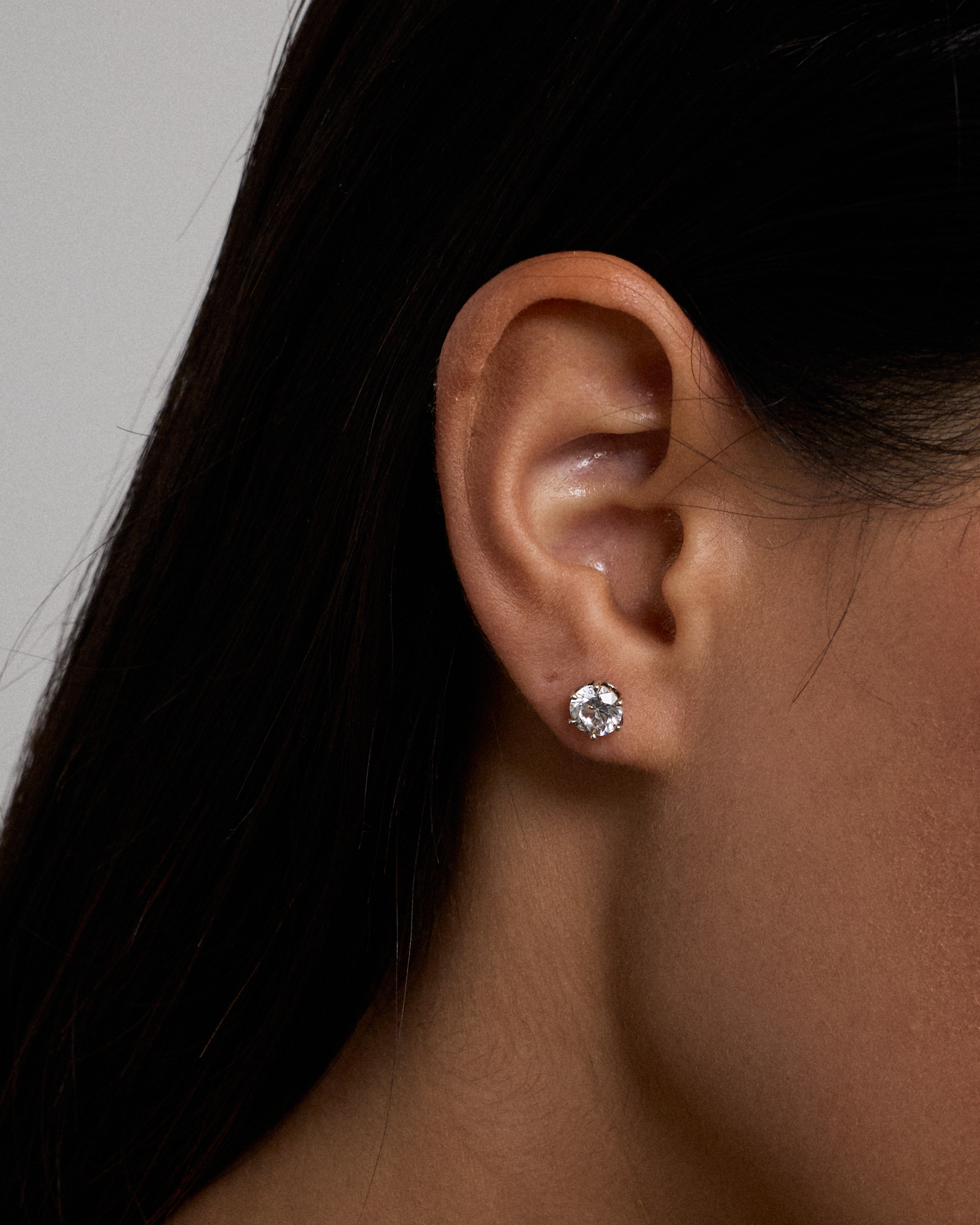 Stud Earrings with Cubic Zirconia in Sterling Silver