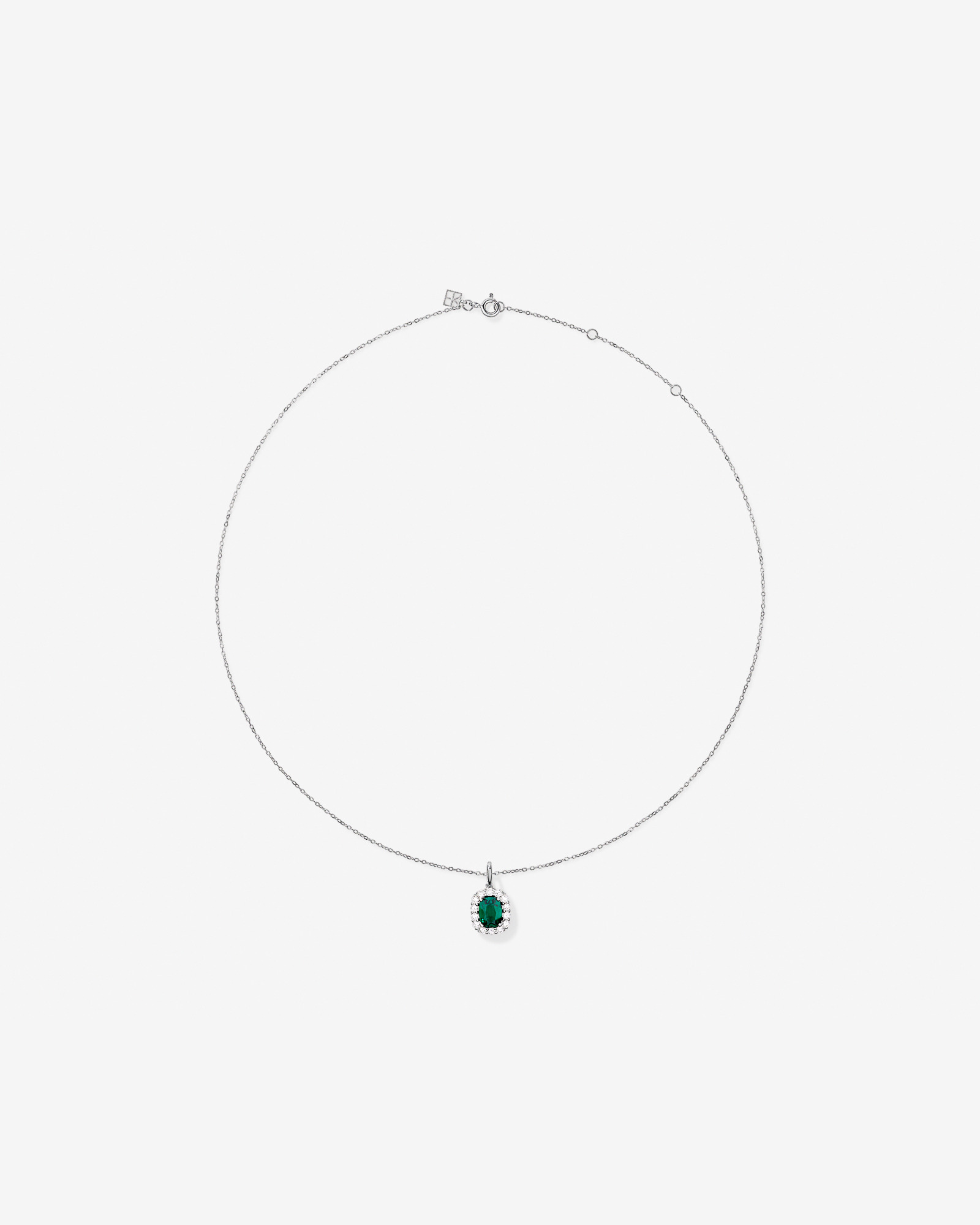 Création de la bague halo en diamant TW en laboratoire d’émeraude et de 0,50 carats en or blanc 10 carats