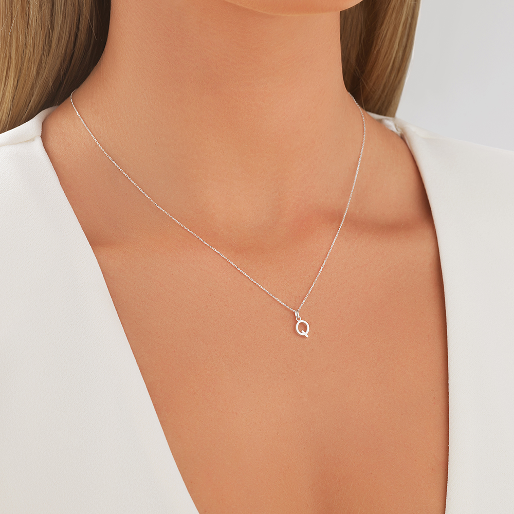 "Q" Initial Pendant in Sterling Silver