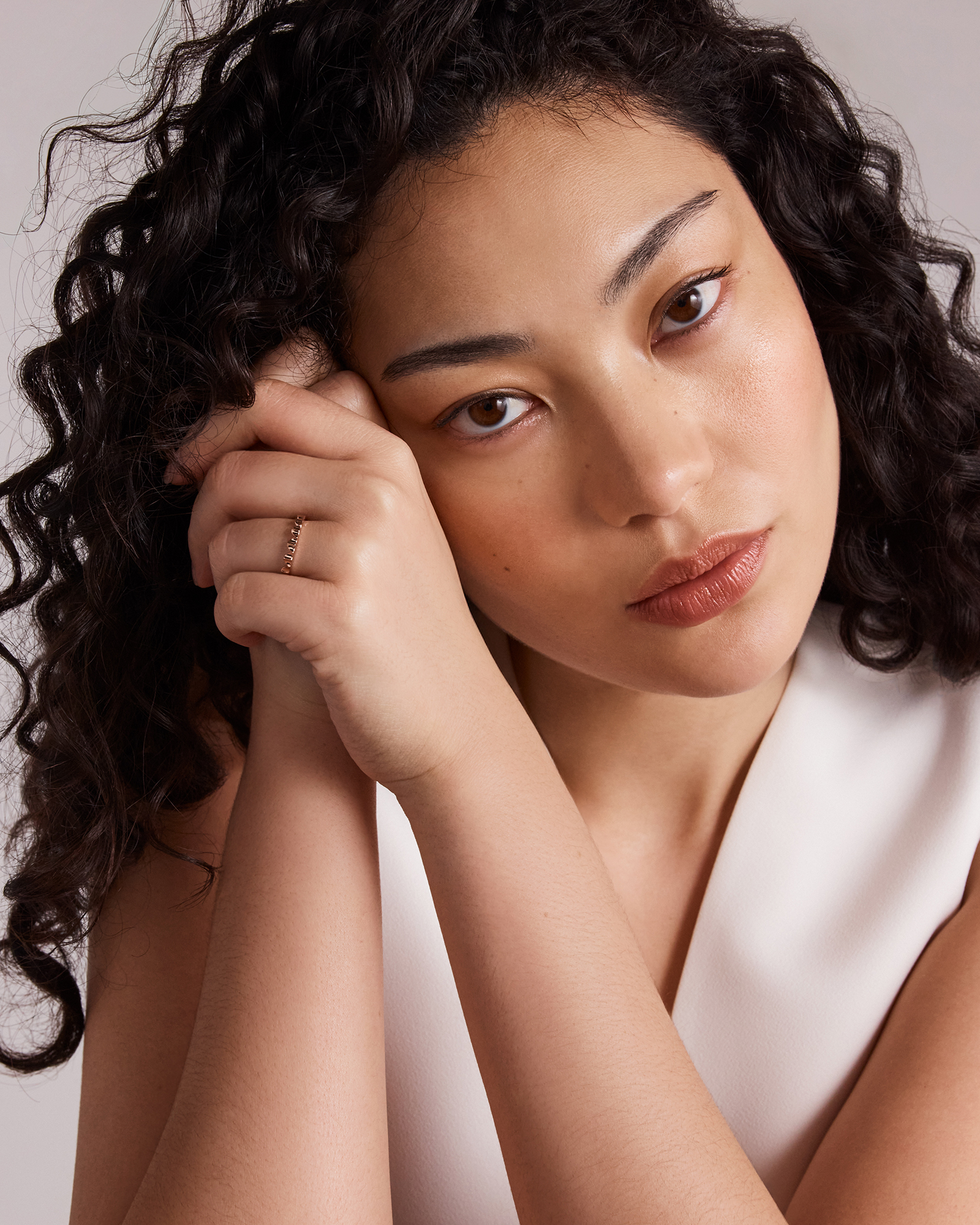 Bague Courbée Signature Connect en Or Rose 10 kt