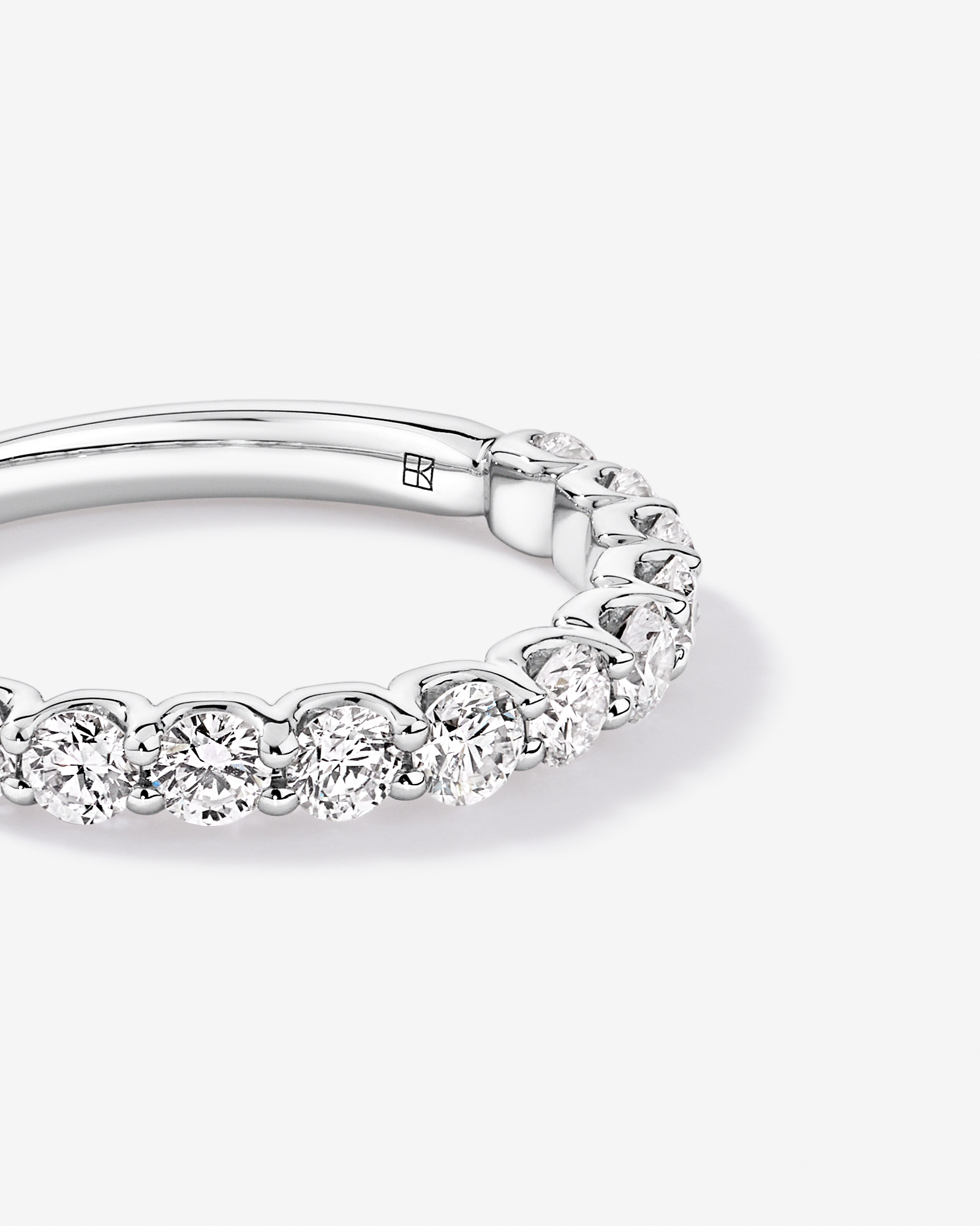 0.83TW Round Brilliant Laboratory-Grown Diamond Wedding Band 14kt Gold