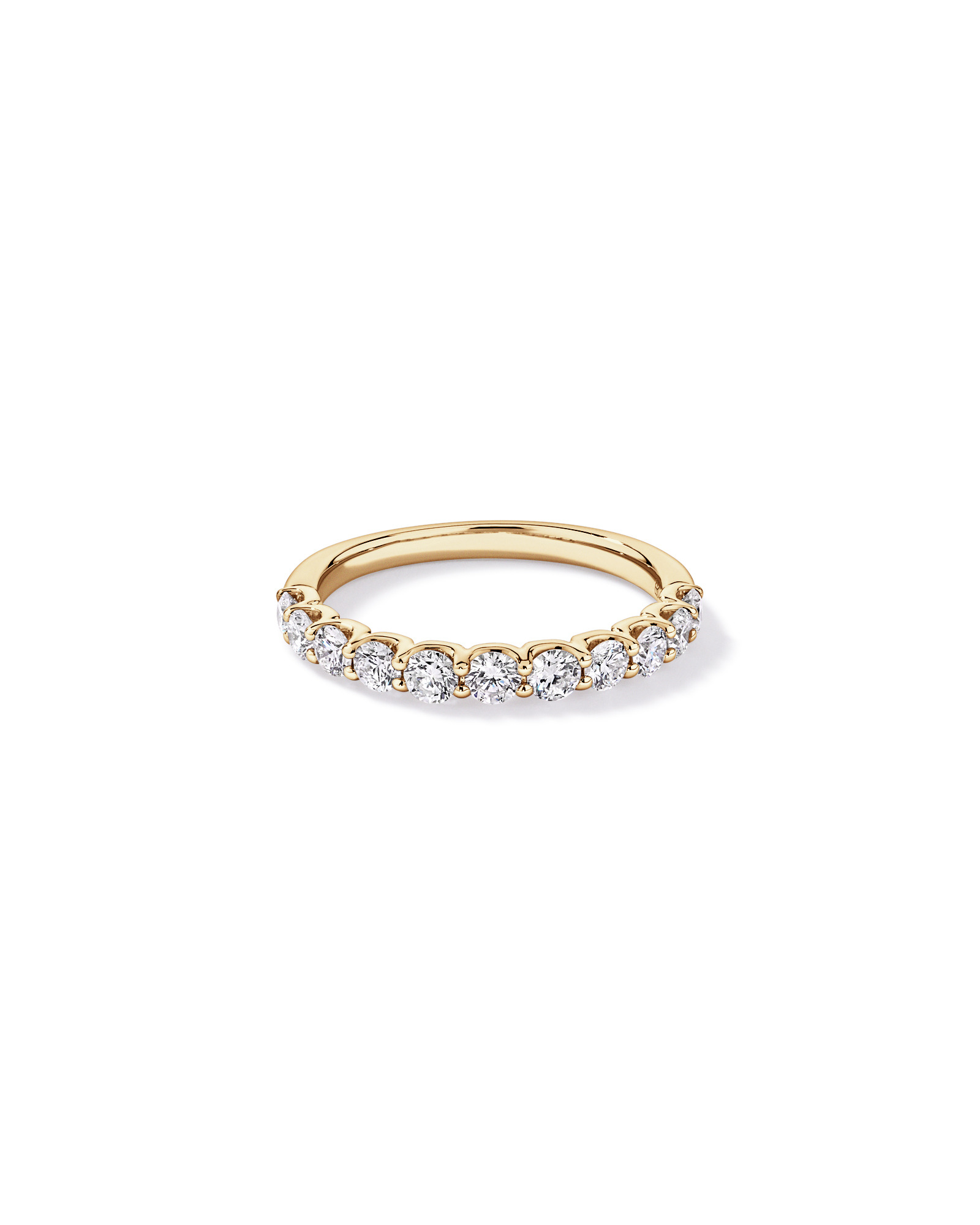Alliance en or jaune 14 carats sertie d'un diamant rond brillant de synthèse 0,83 carat
