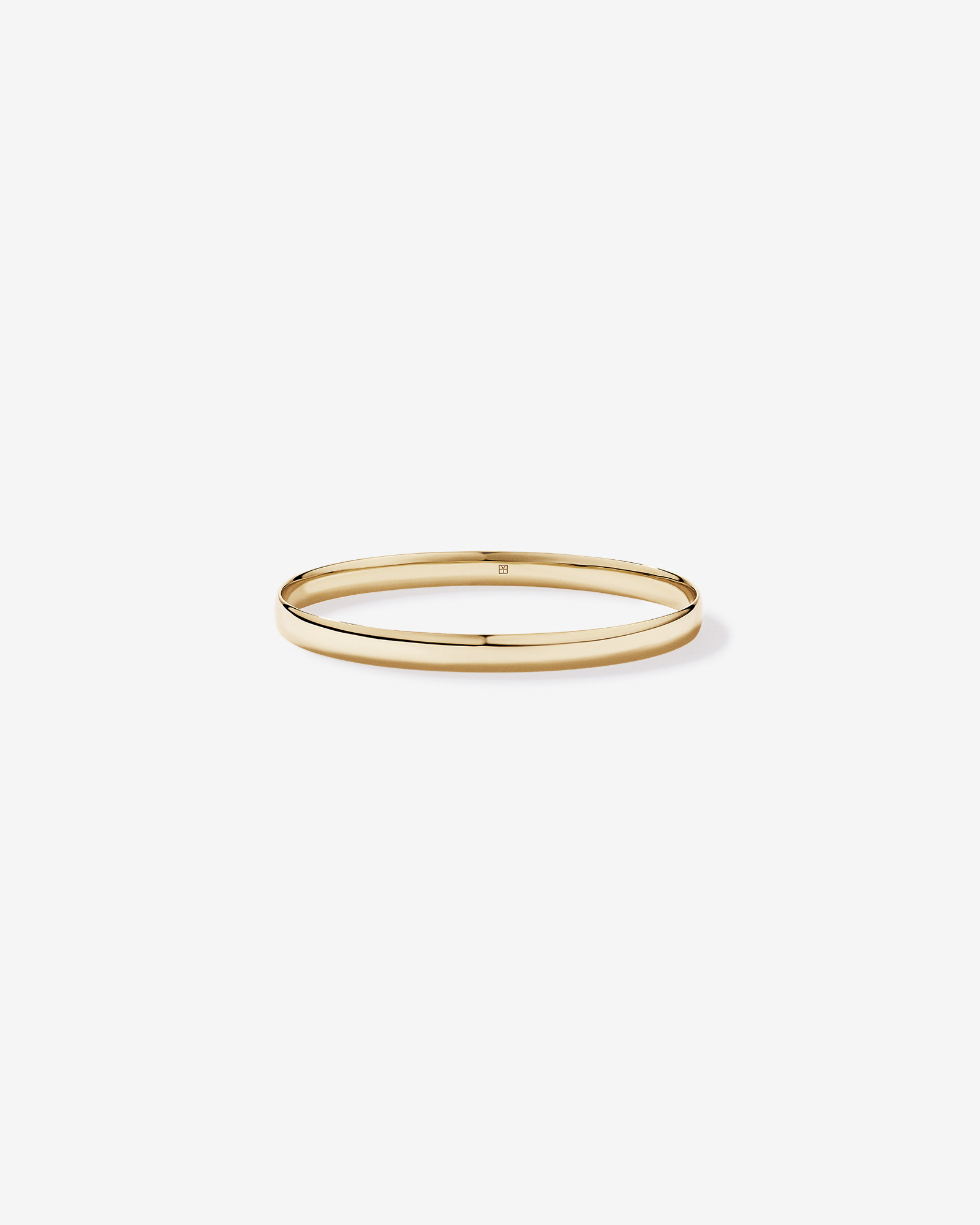 Bold Oval Bangle in 10kt Yellow Gold