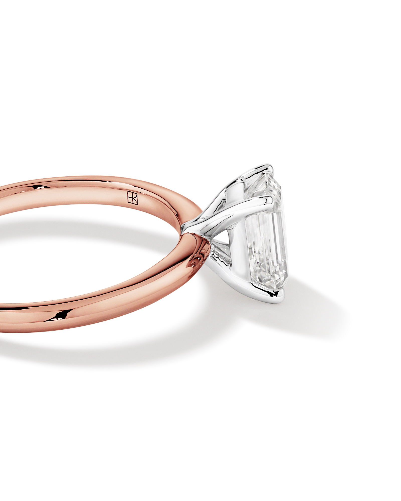 Bague de fiançailles solitaire en diamant cultivé en laboratoire TW taille émeraude de 1,25 carat en or rose et blanc 14 carats