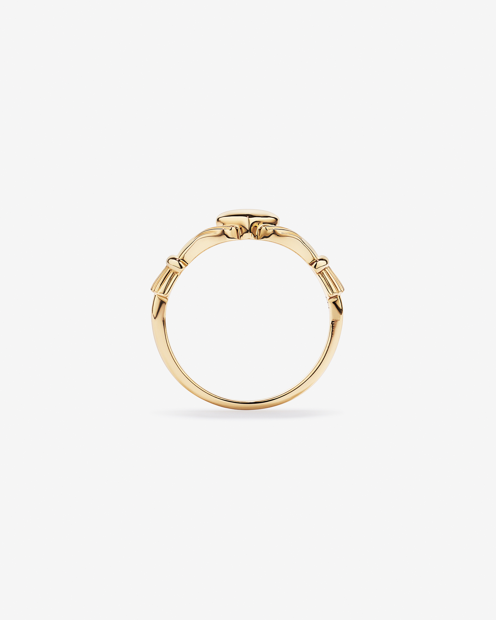 Petite Claddagh Ring 10kt Yellow Gold