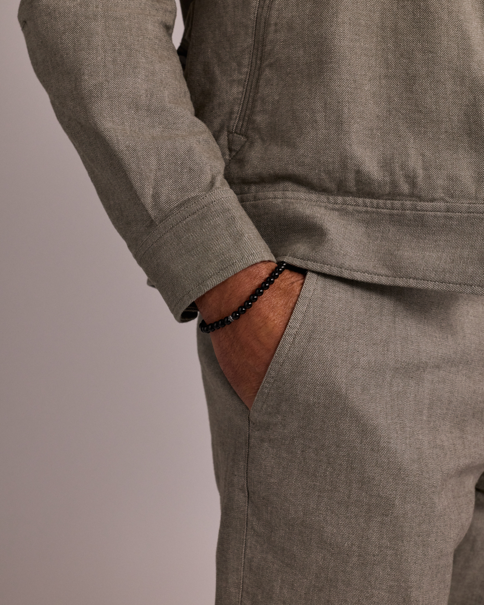 Bracelet en perles d'onyx de 21 cm avec rondelle de diamant noir en argent sterling