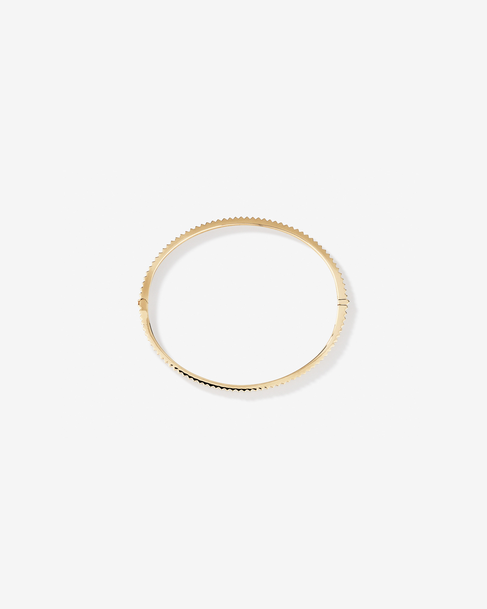 Ribbed Oval Hinge Bangle in 10kt Yellow Gold
