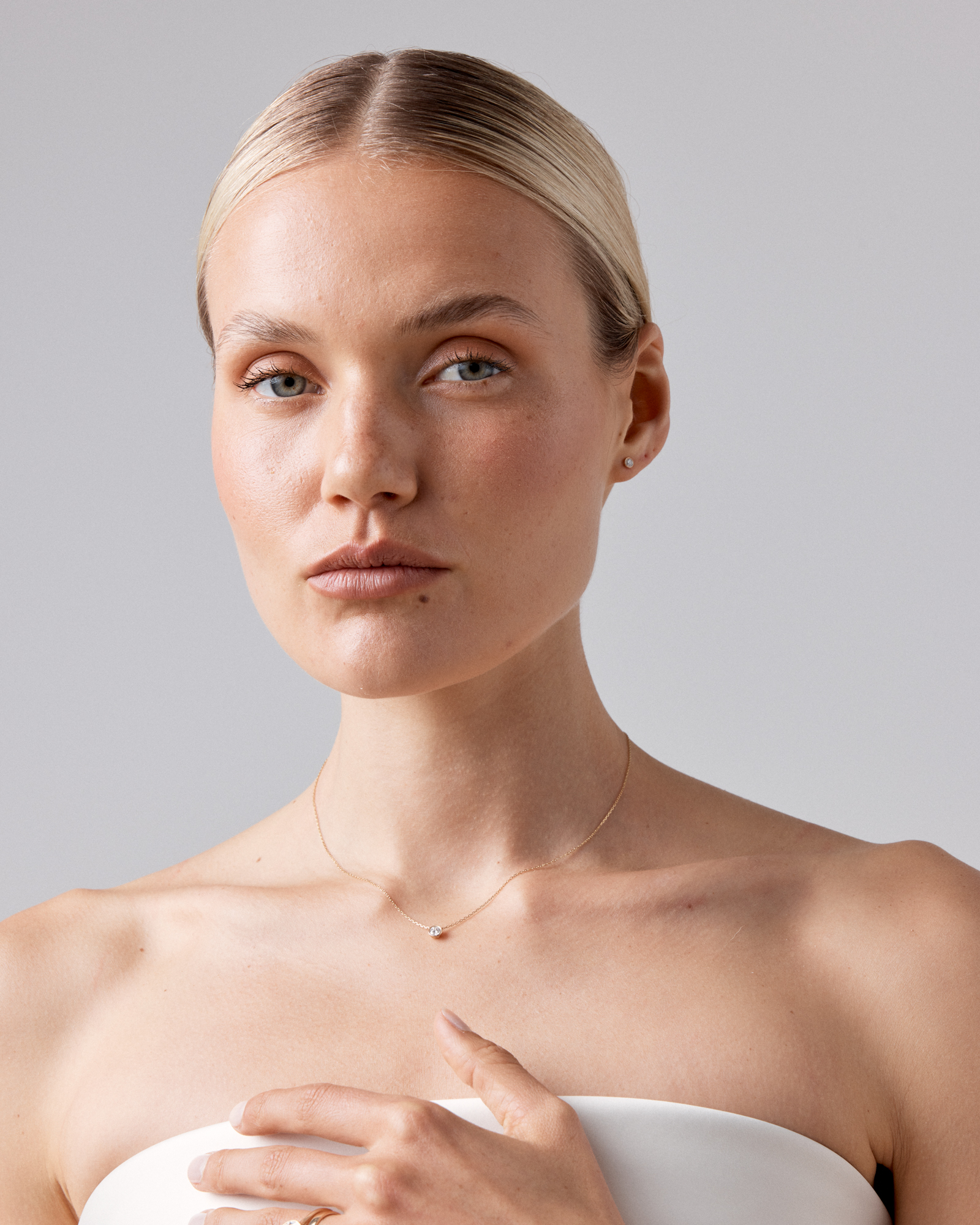 0.25 Carat TW Round Brilliant Diamond Bezel Set Pendant in 18kt Yellow Gold